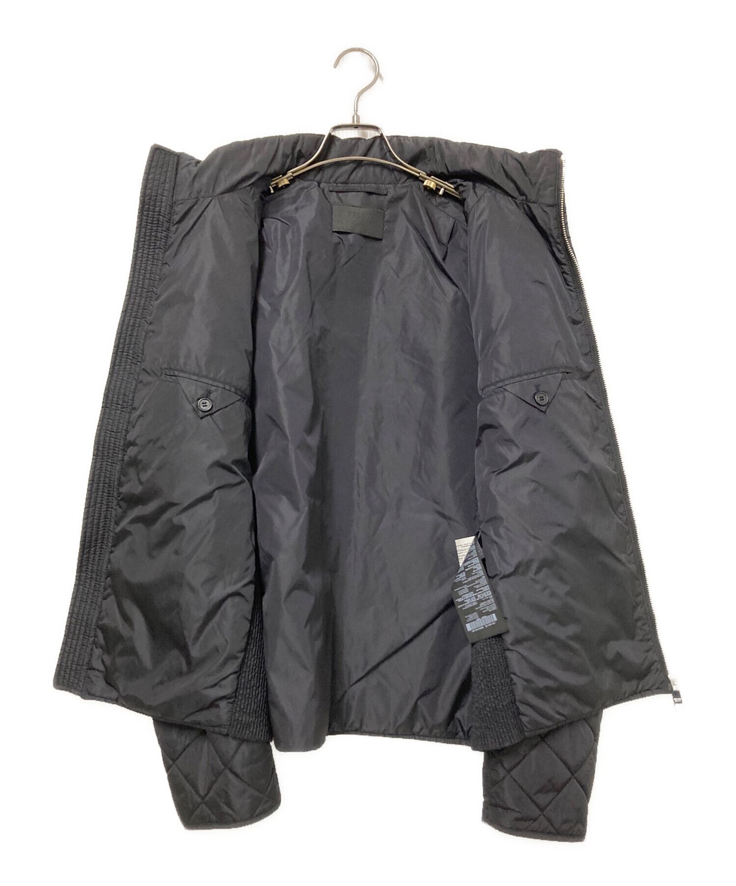中古・古着通販】PRADA (プラダ) トライアングルプレートキルティング