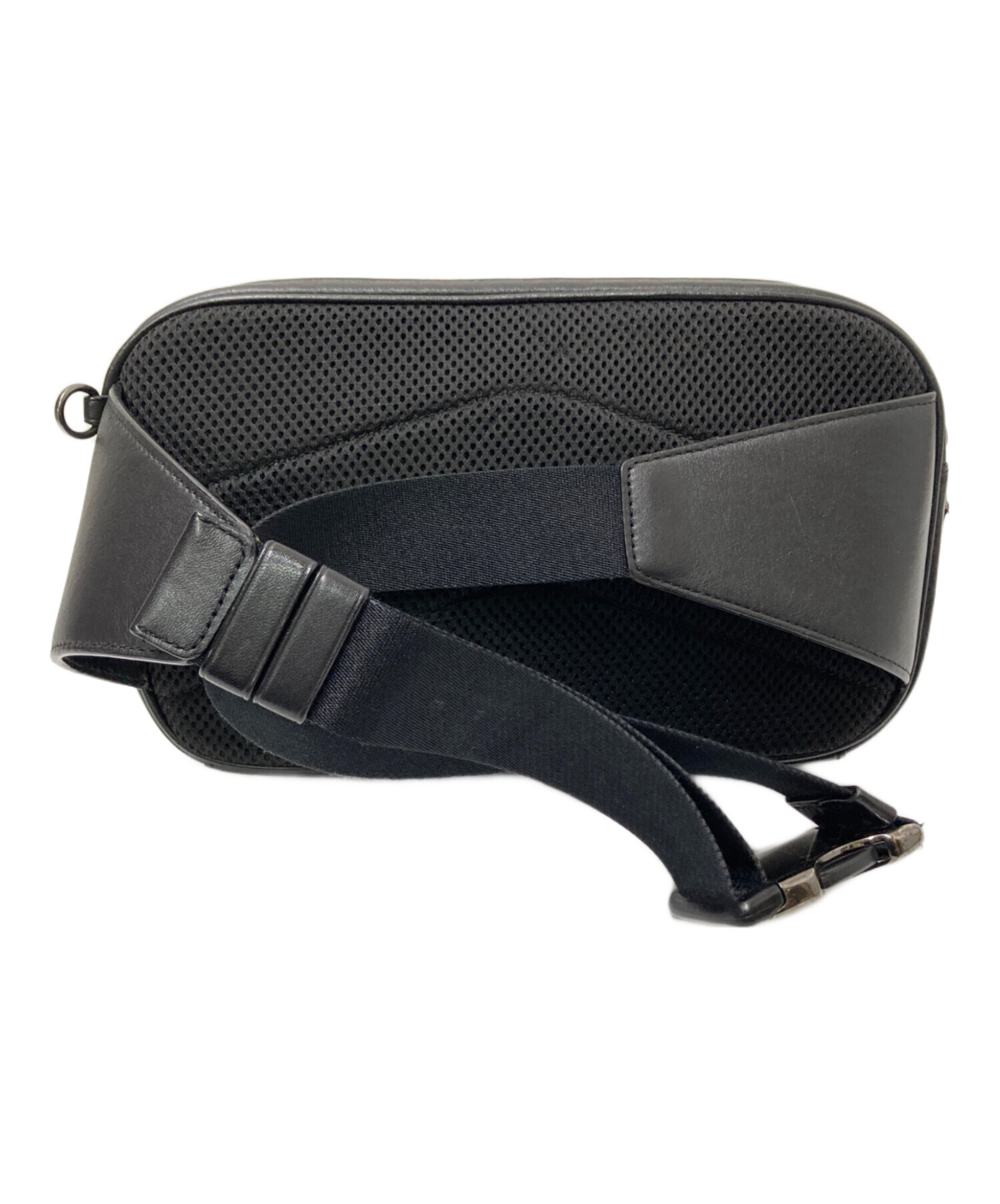 1月末までの出品【新品・未使用】COACHボディバッグ 中古・古着通販】COACH (コーチ) ワンショルダーバッグ ブラック