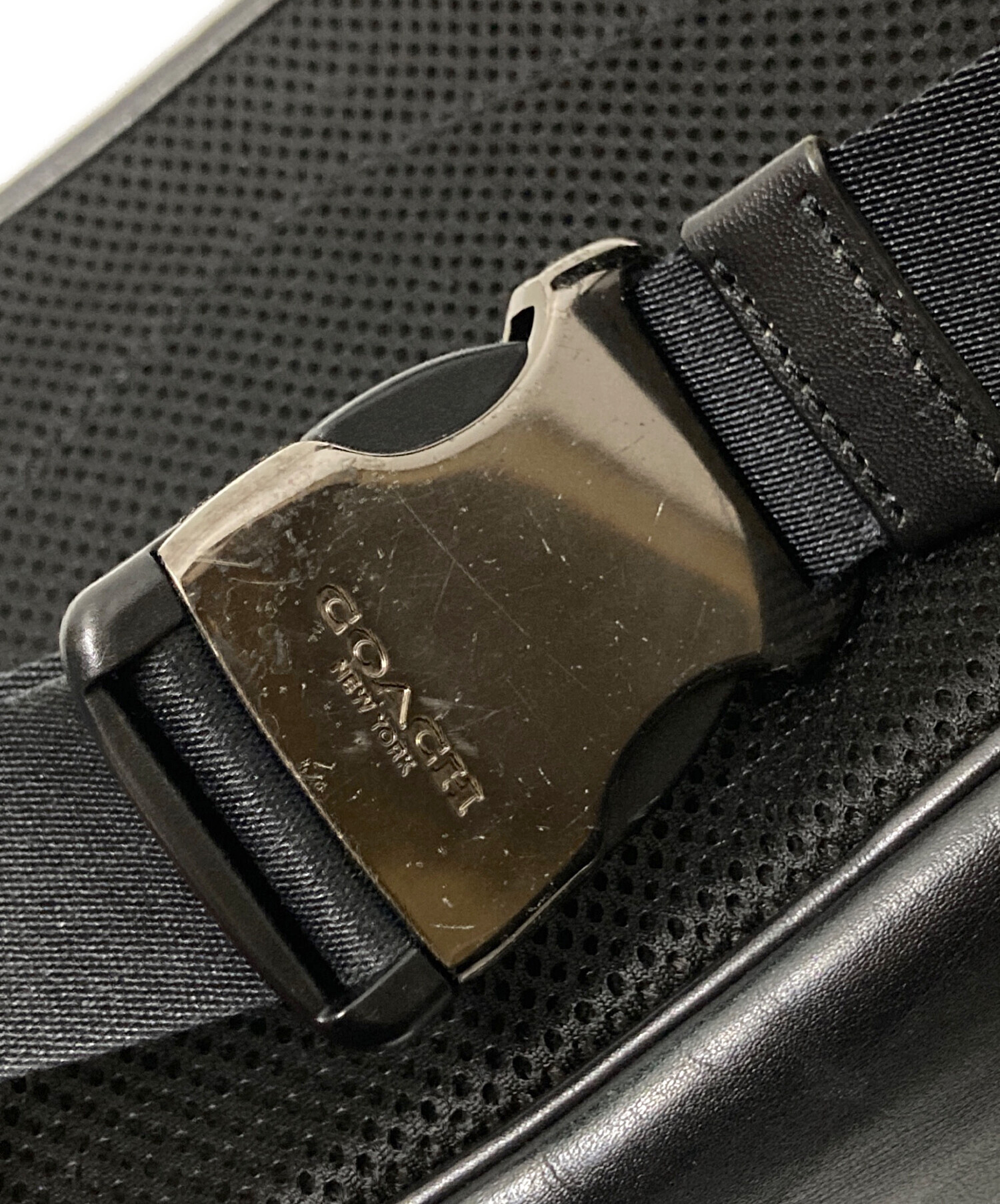 中古・古着通販】COACH (コーチ) ワンショルダーバッグ ブラック