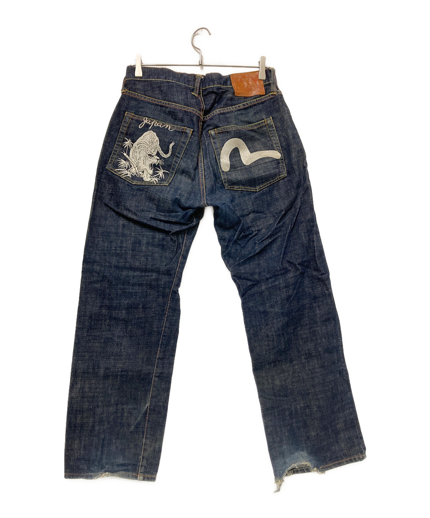 中古・古着通販】EVISU (エヴィス) カモメ・虎刺繍デニムパンツ