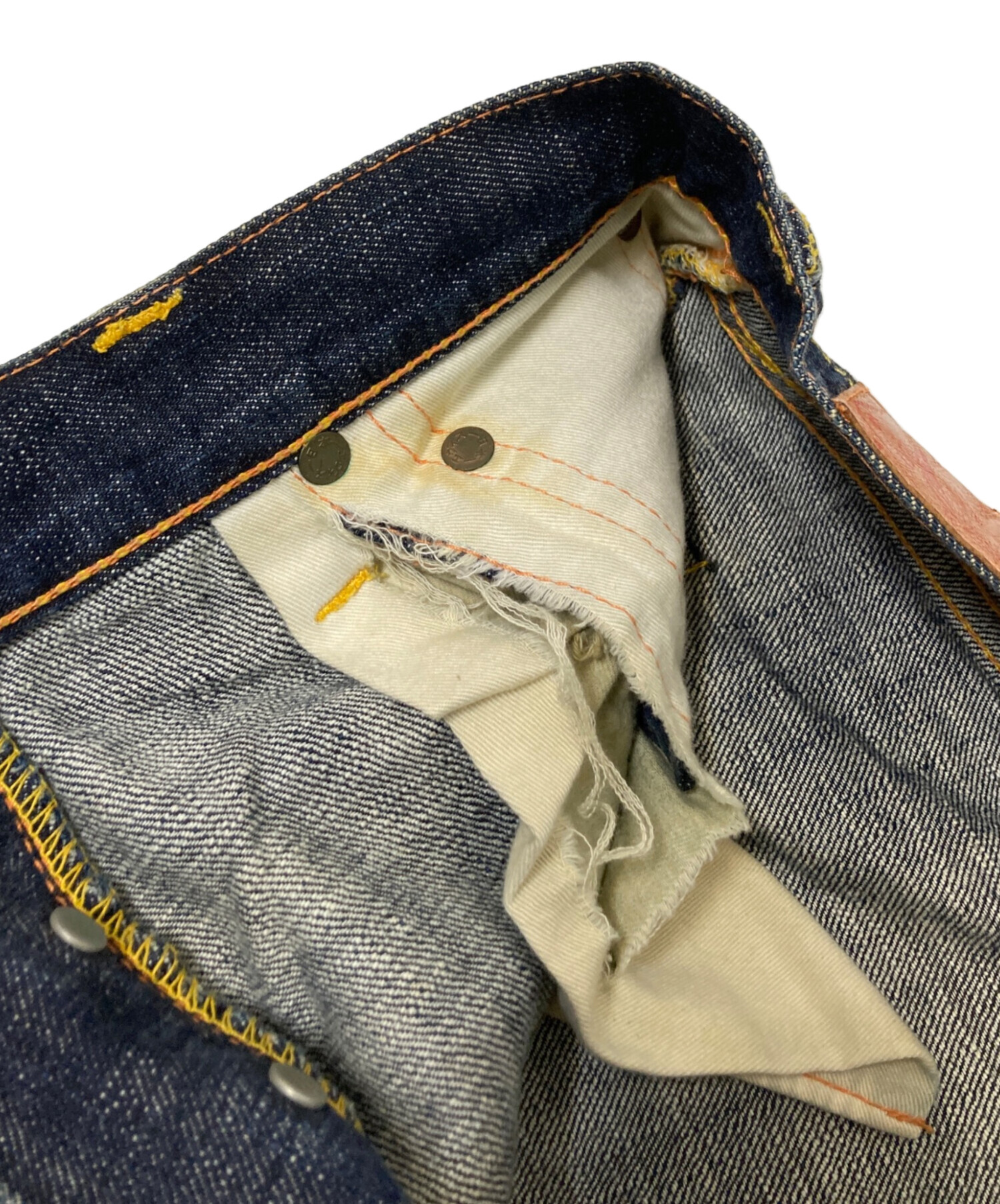 中古・古着通販】EVISU (エヴィス) カモメ・虎刺繍デニムパンツ