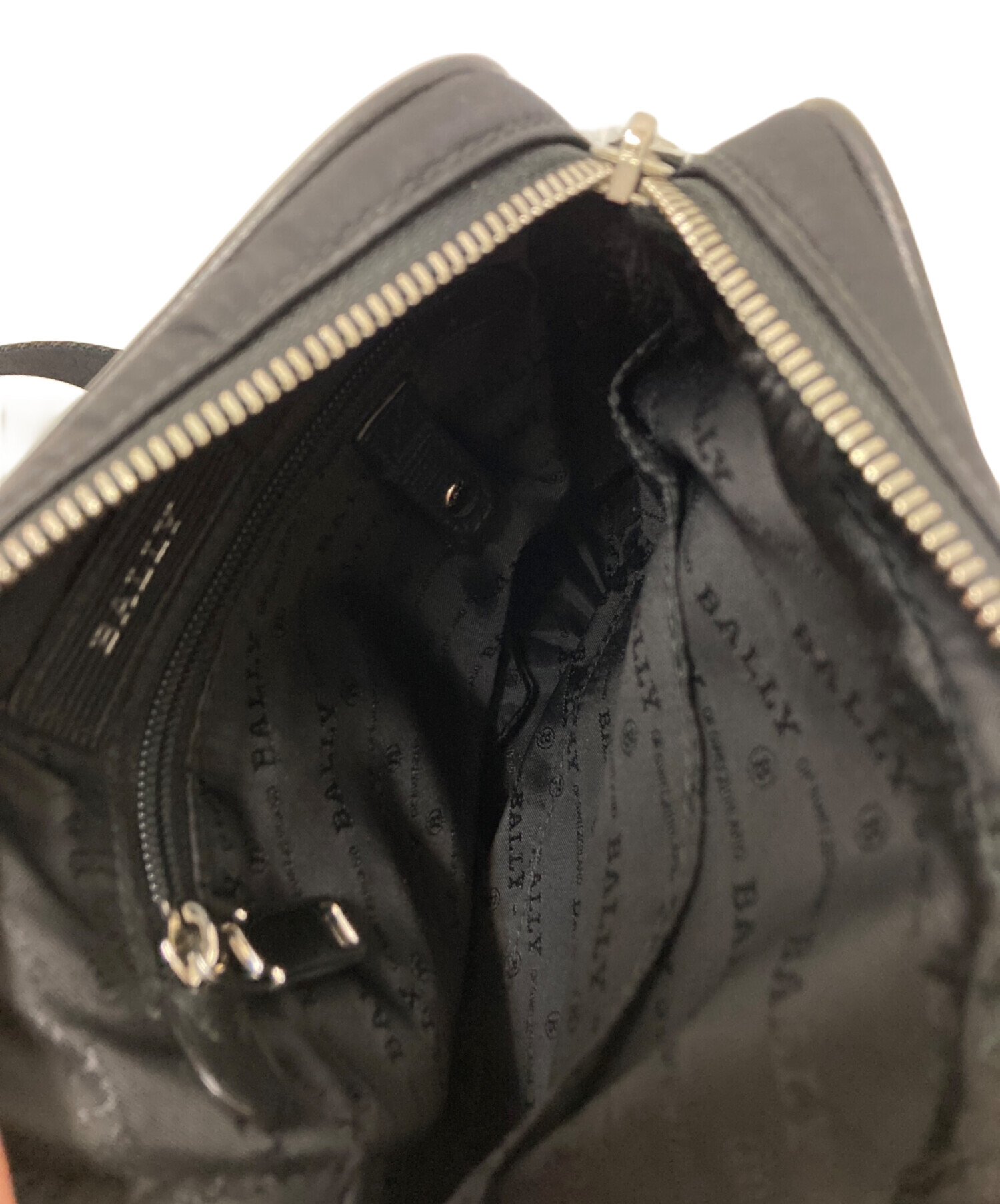 BALLY（バリー）ボディーバック 袋付 〜6/7迄販売 中古・古着通販】BALLY (バリー) クロスボディバッグ ブラック サイズ