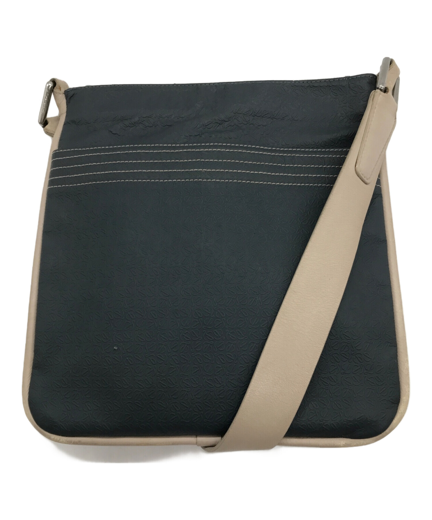 ロエベ ショルダーバッグ 斜め掛け リピート アナグラム ブラック 黒