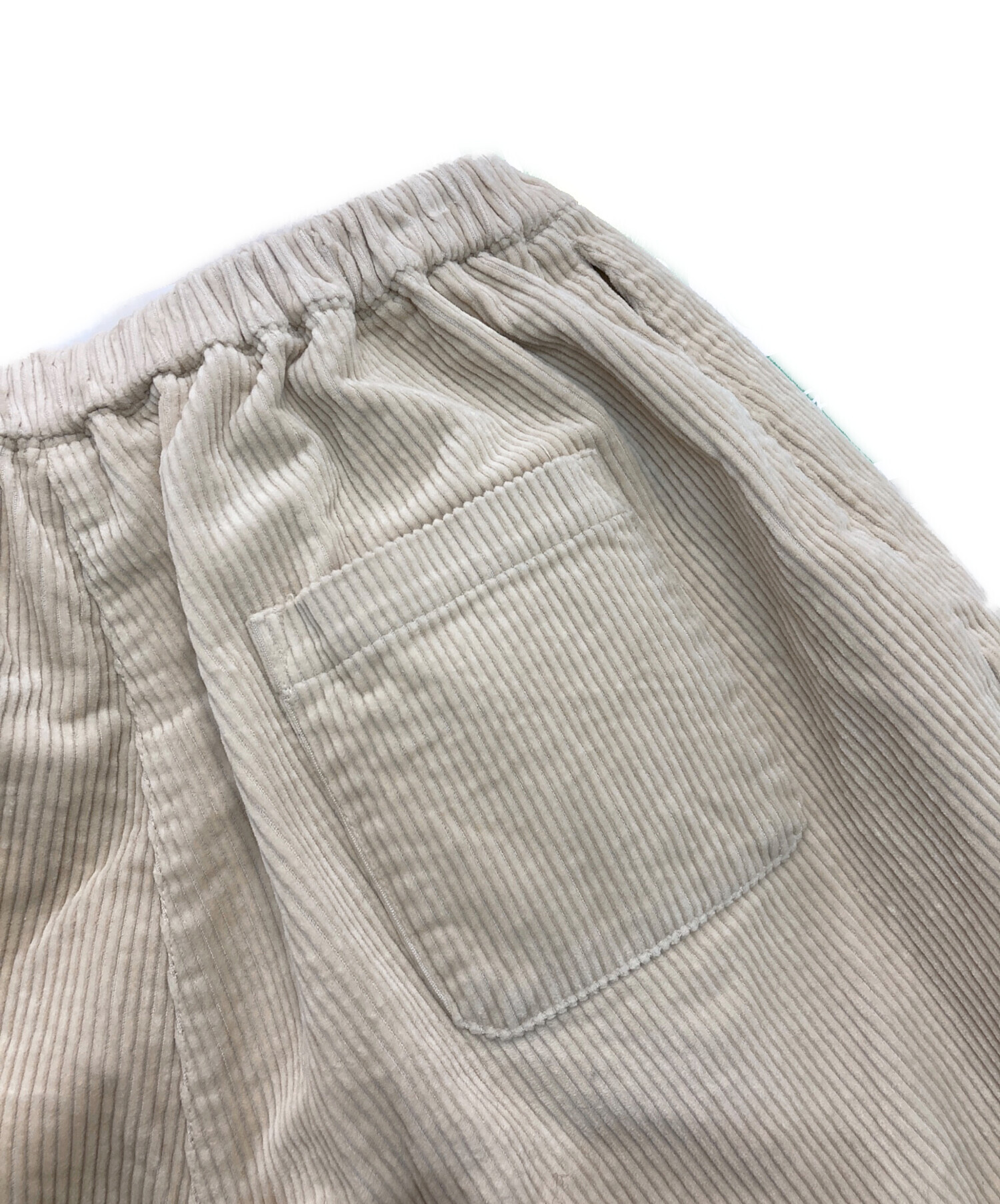 オローネ バルーンパンツ 