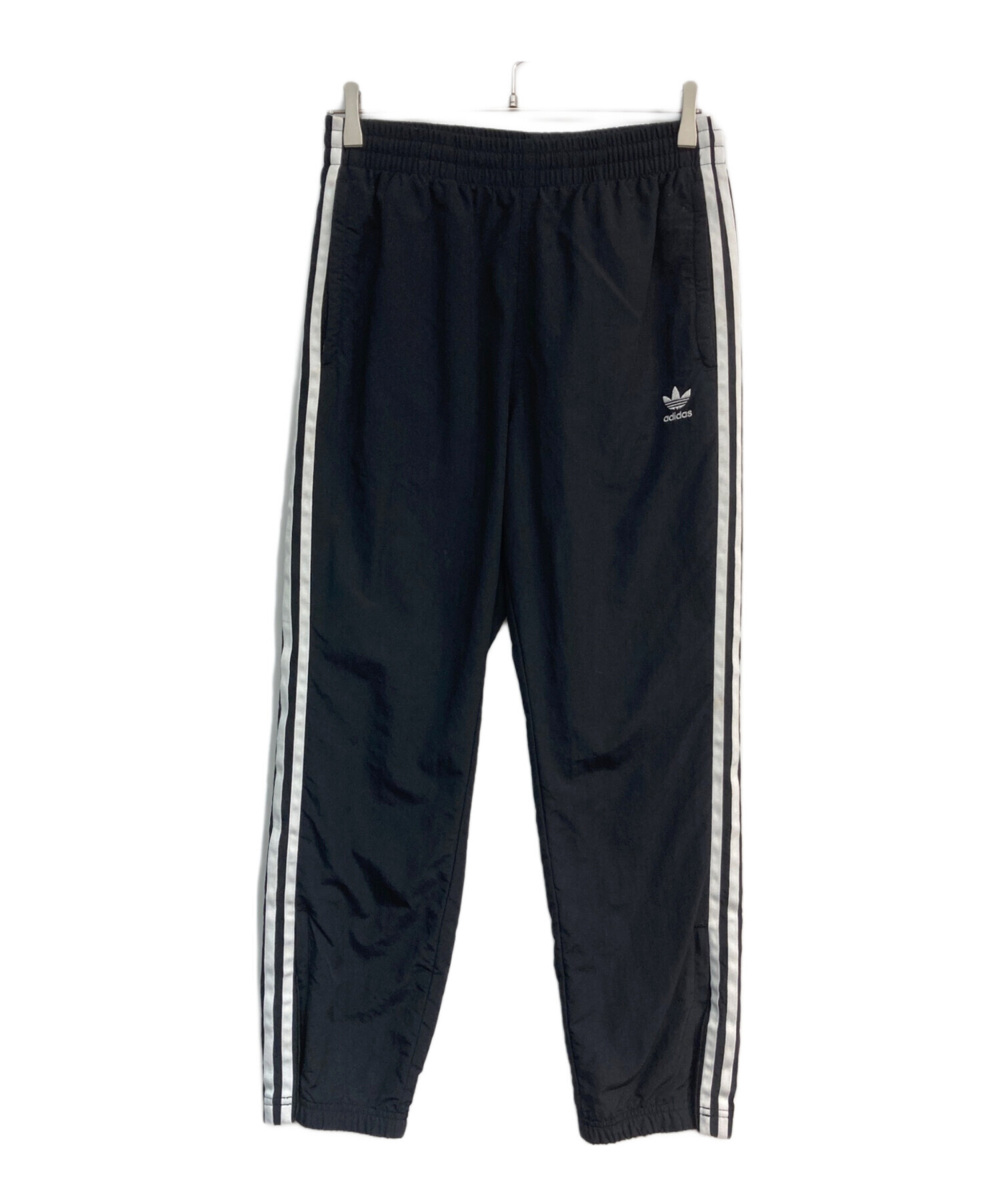 On × BEAMS ナイロン トラックパンツ 中古・古着通販】adidas (アディダス) BEAMS (ビームス) ナイロン