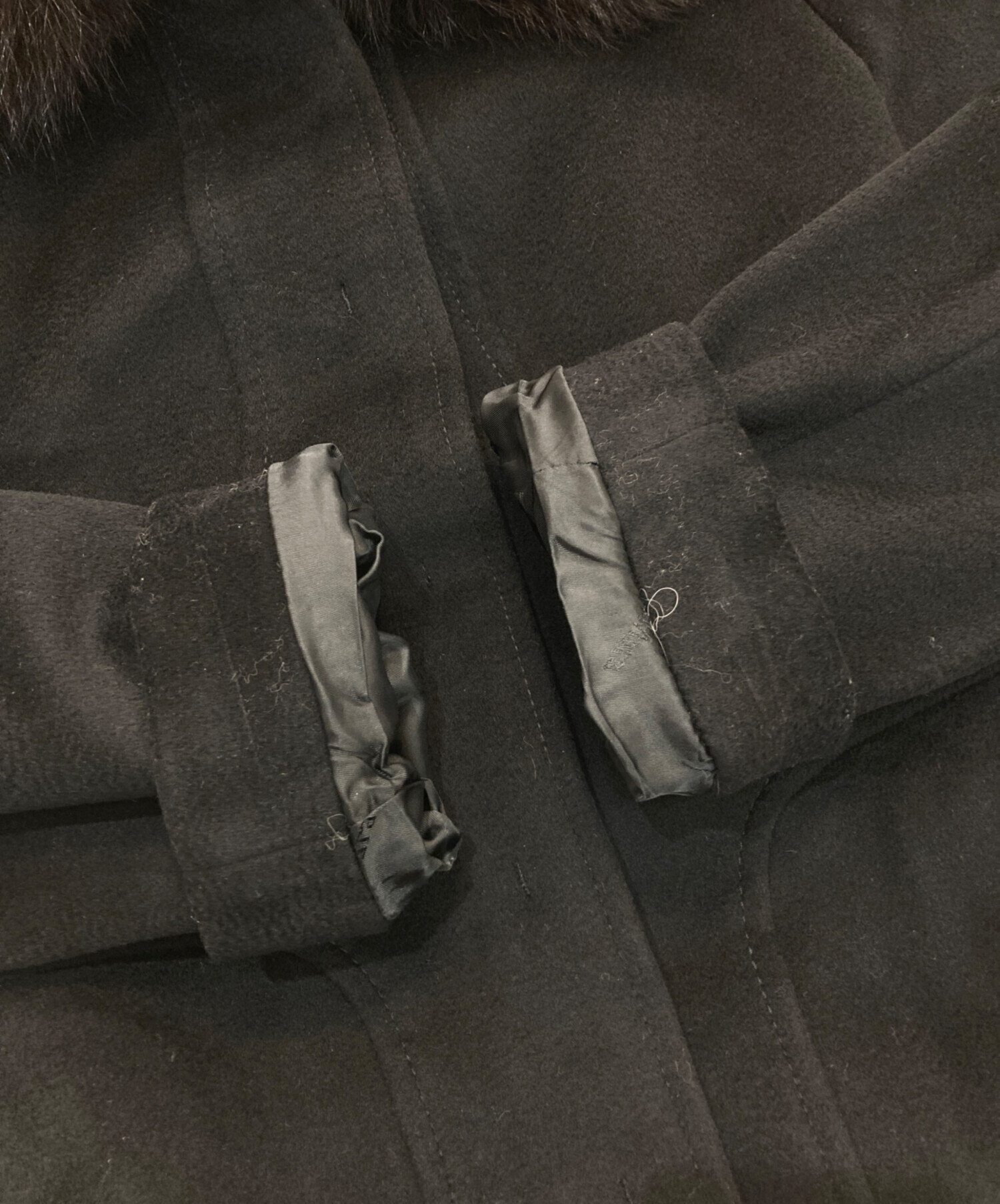 マックスマーラ 銀タグ フォックスファー ショートコート 黒 38 中古・古着通販】MaxMara (マックスマーラ) フォックスファーショート