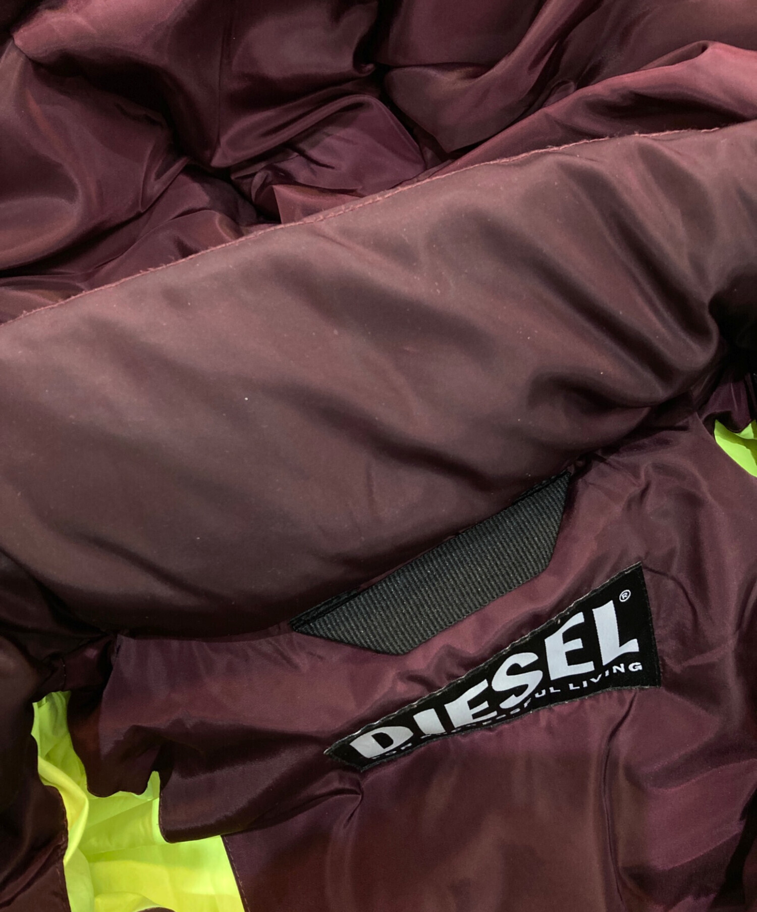 DIESEL ディーゼル W-RUSSELL-PAD ダウン エンジ Lサイズ tutto-tutto_die-m-o-f8-01v