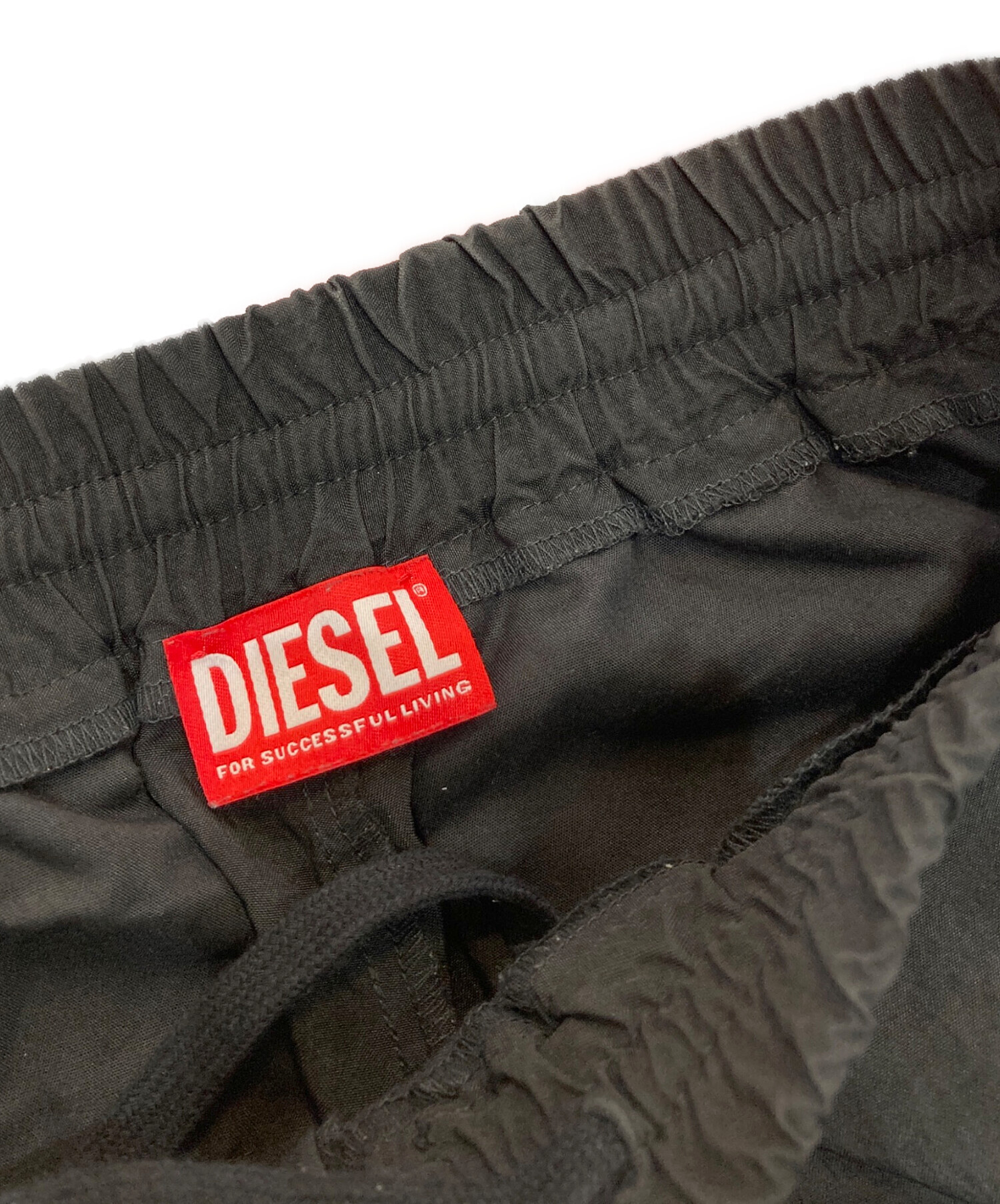 美品 DIESEL ディーゼル 23AW P-Staind カーゴパンツ 黒 P-STAIND パンツナイロンビッグポケット｜ブラック｜メンズ｜DIESEL