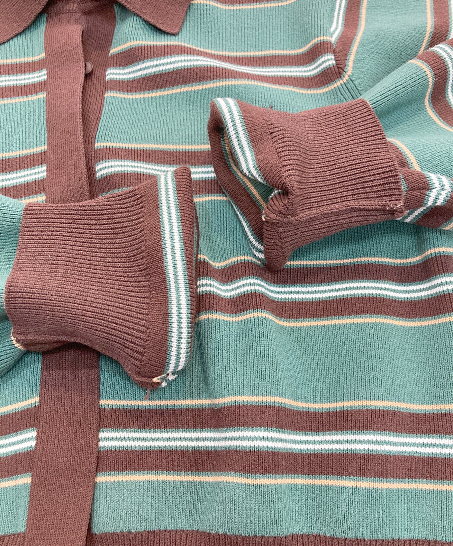 中古・古着通販】emmi (エミ) ニットラガーカーディガン グリーン