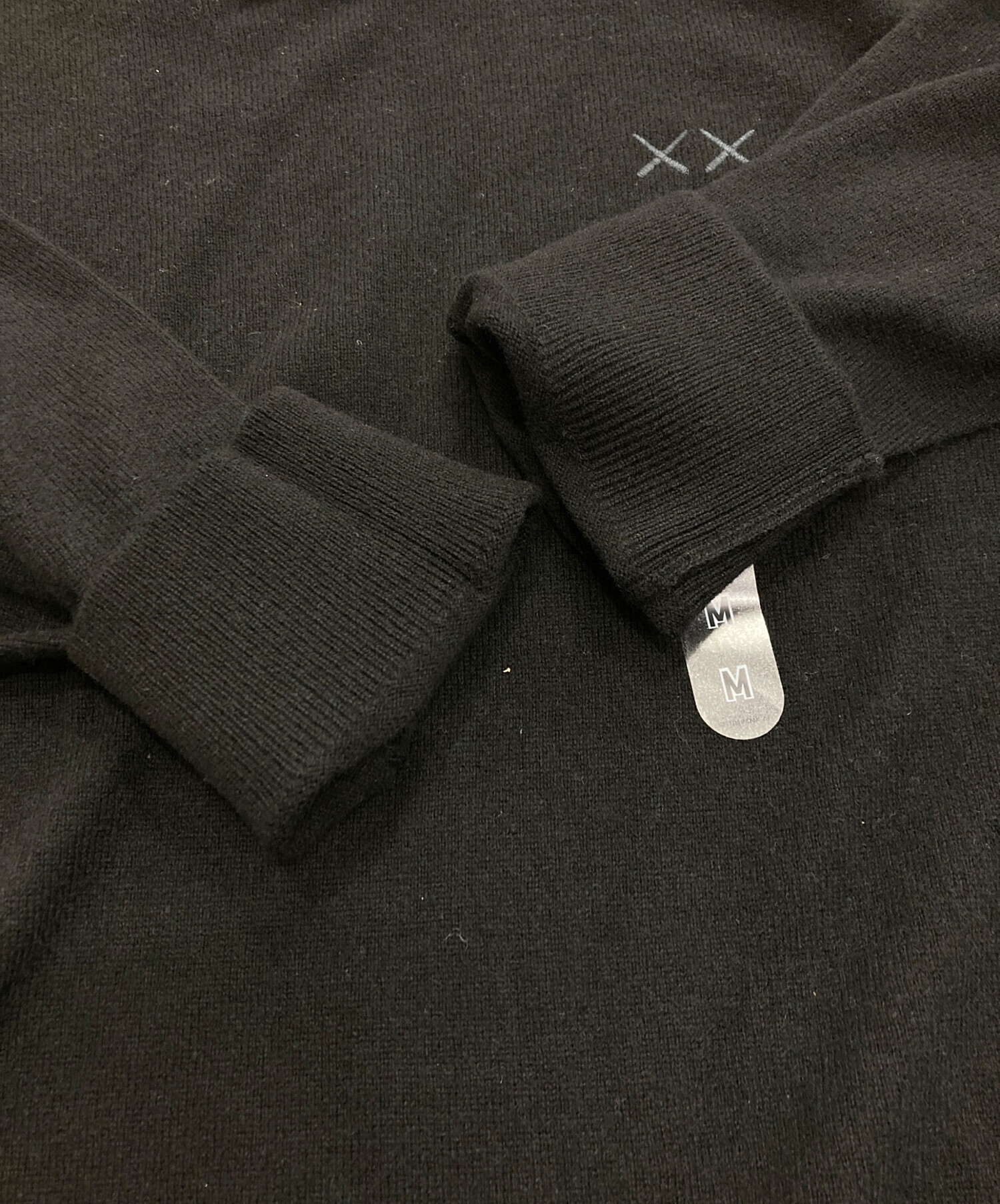 中古・古着通販】UNIQLO (ユニクロ) KAWS (カウズ) カシミヤニット 25 