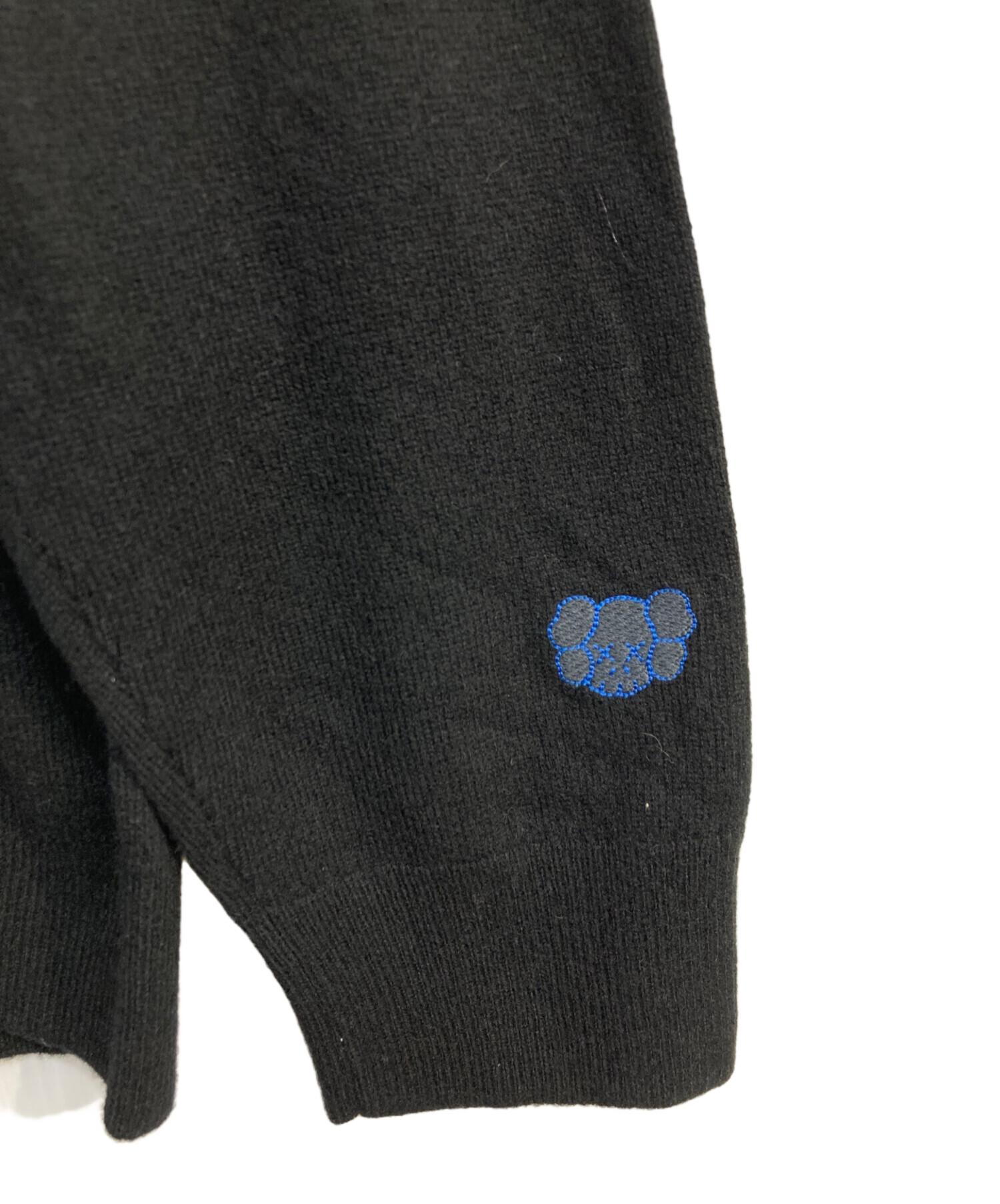 中古・古着通販】UNIQLO (ユニクロ) KAWS (カウズ) カシミヤニット 25