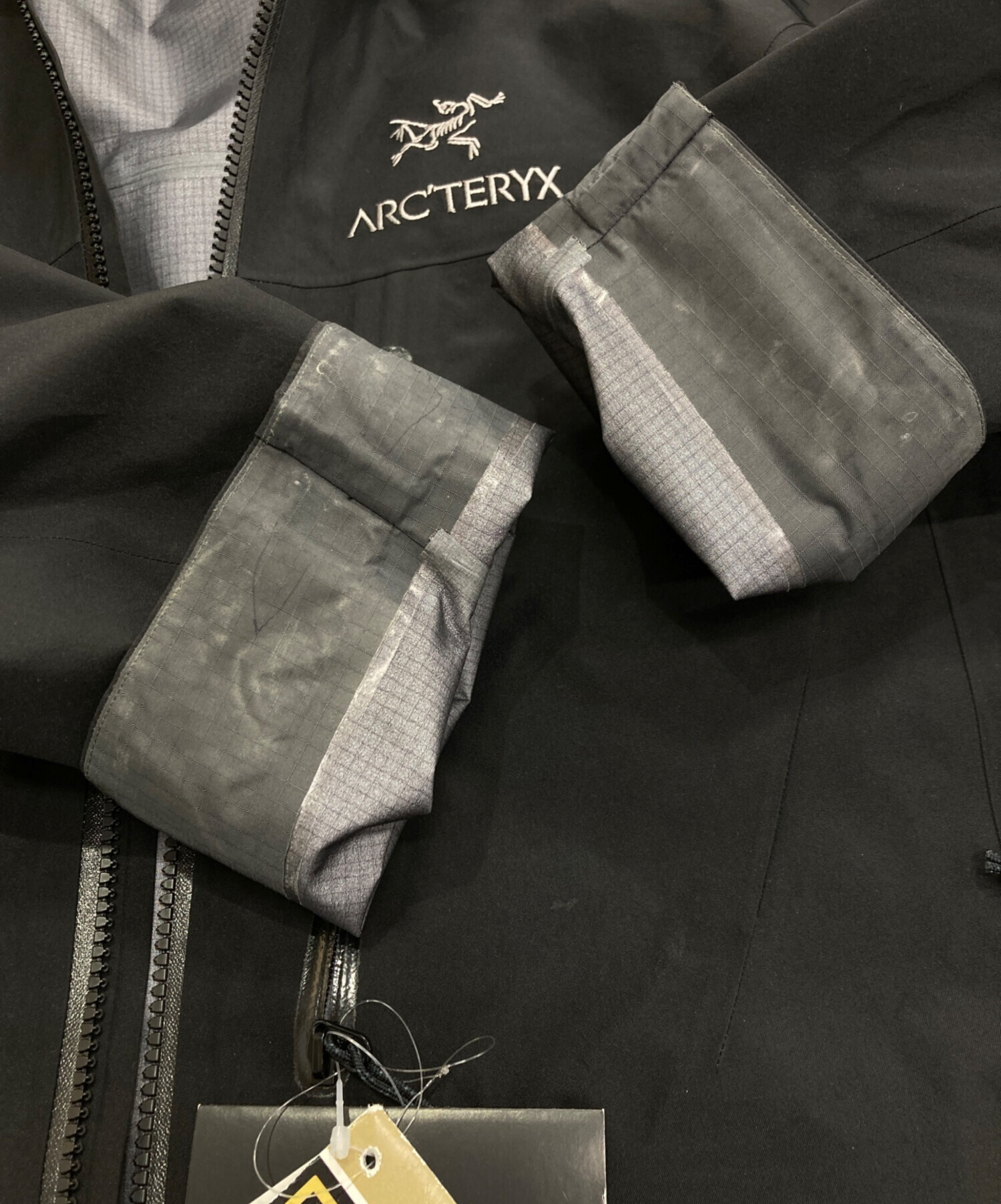 中古・古着通販】ARC'TERYX (アークテリクス) ALPHA SV JACKET カナダ