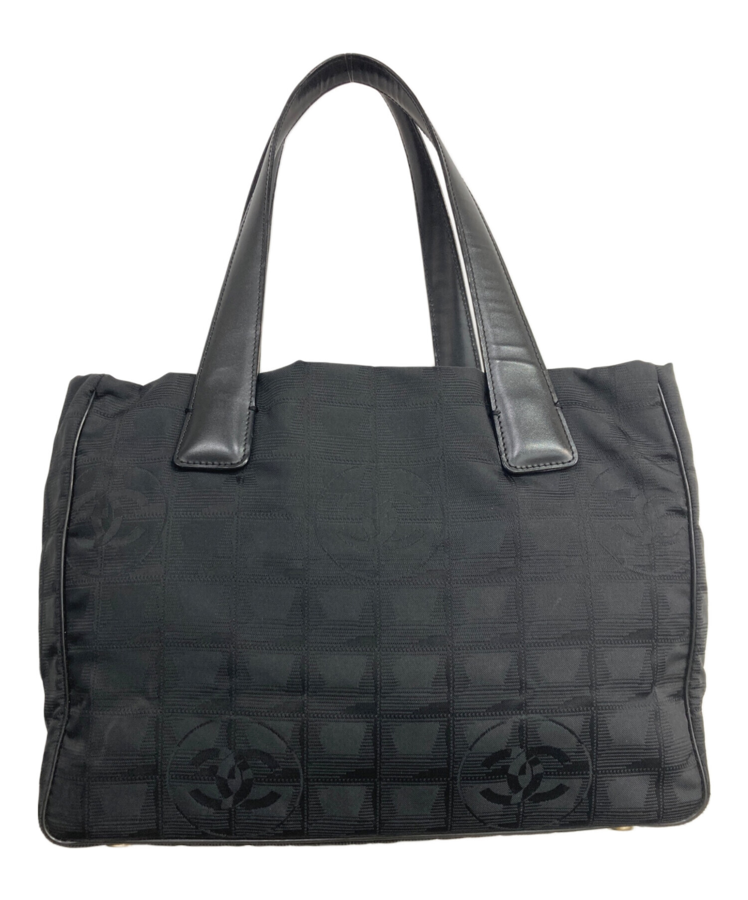中古・古着通販】CHANEL (シャネル) ナイロンハンドバッグ ブラック 