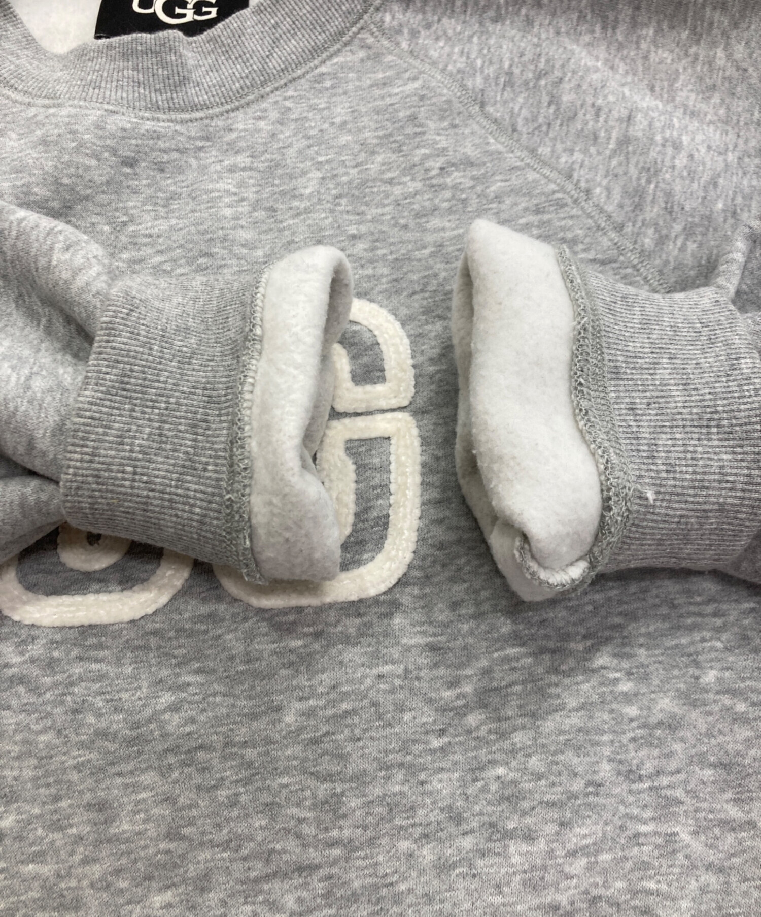 中古・古着通販】UGG (アグ) クルーネックスウェット グレー サイズ:M