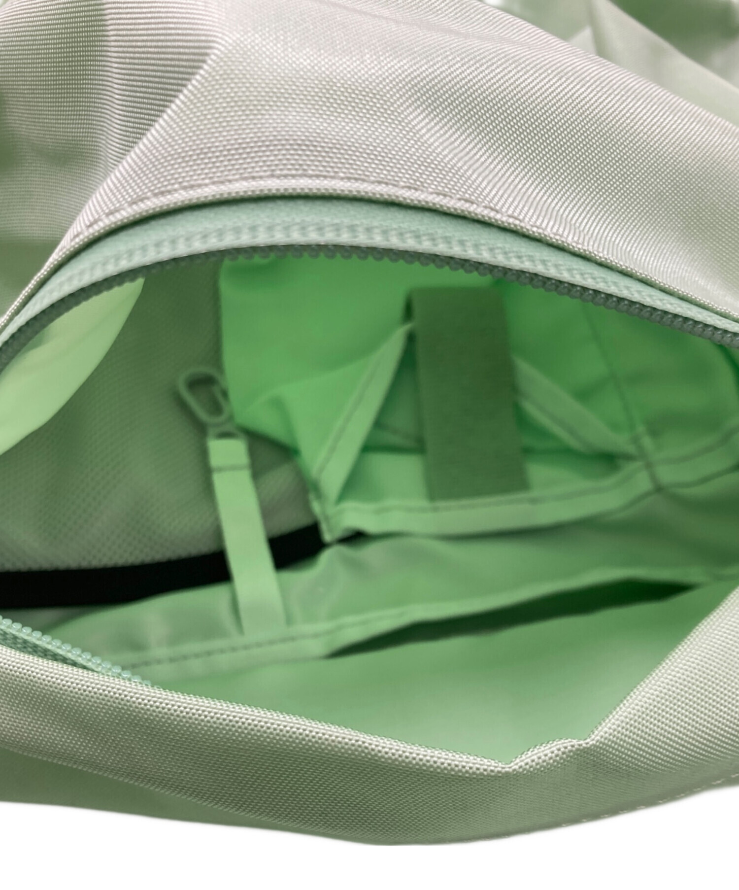 中古・古着通販】F/CE. (エフシーイー) TECHNICAL DAY PACK グリーン 