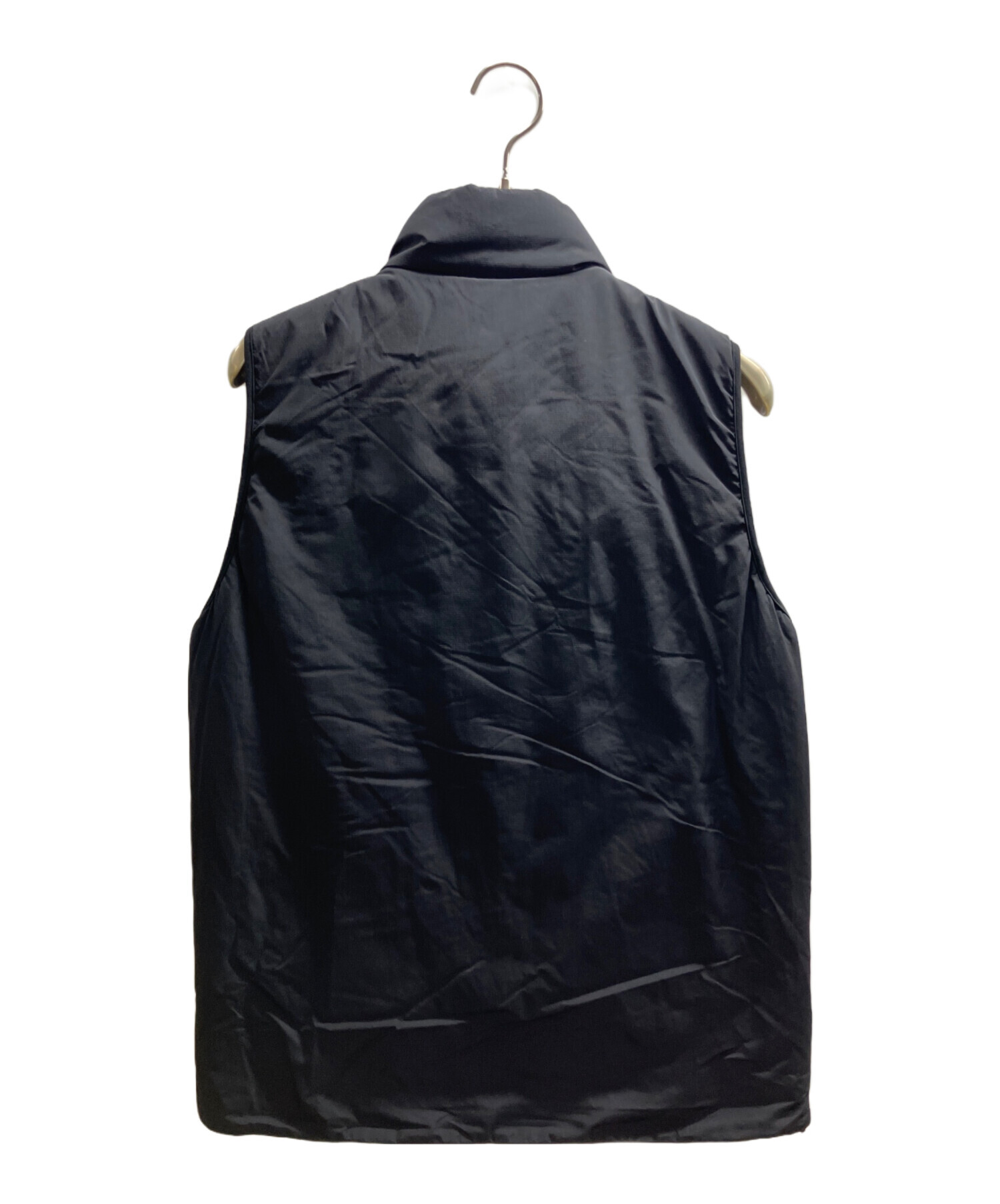 Tilak Svalbard vest スバルバードベスト　sサイズblack 中古・古着通販】TILAK (ティラック) Svalbard Vest ブラック サイズ