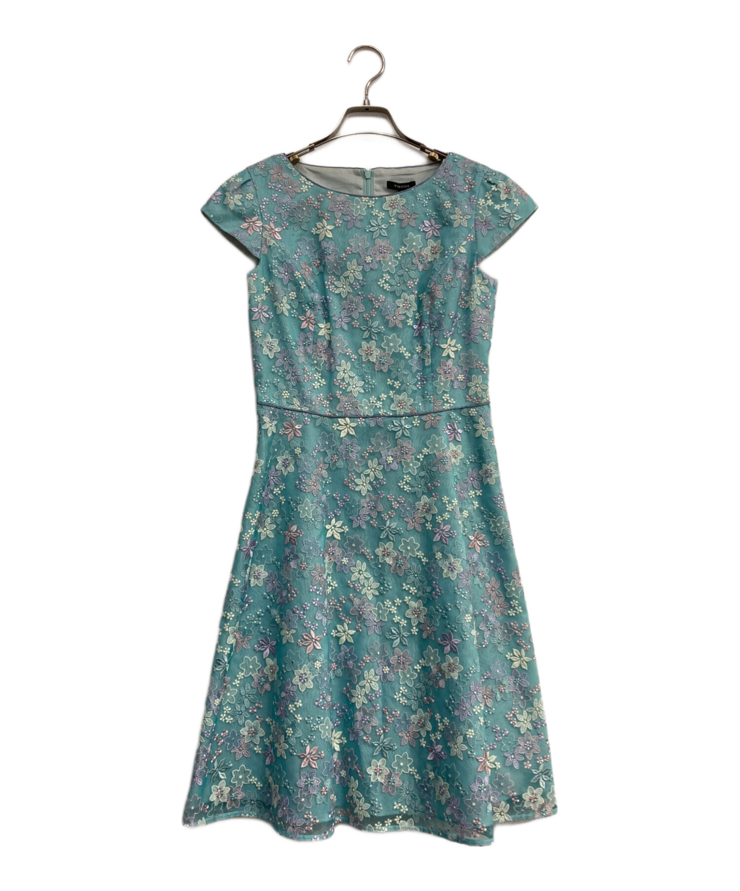 【タグ付き✨】トッカ　PEACH TREE DRESS ピーチツリードレス　刺繍 中古・古着通販】TOCCA (トッカ) PEACH TREE DRESS ブルー 未使用品