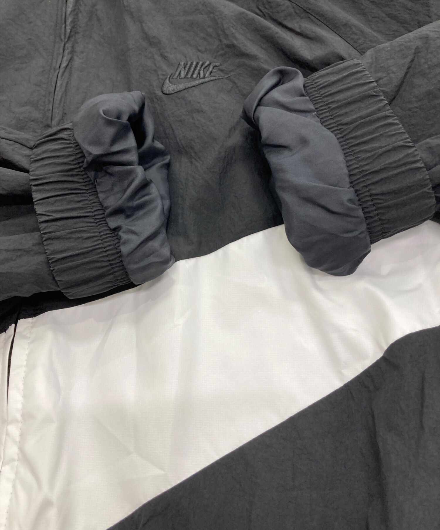 中古・古着通販】NIKE (ナイキ) HBR STMT WOVEN JACKET ブラック