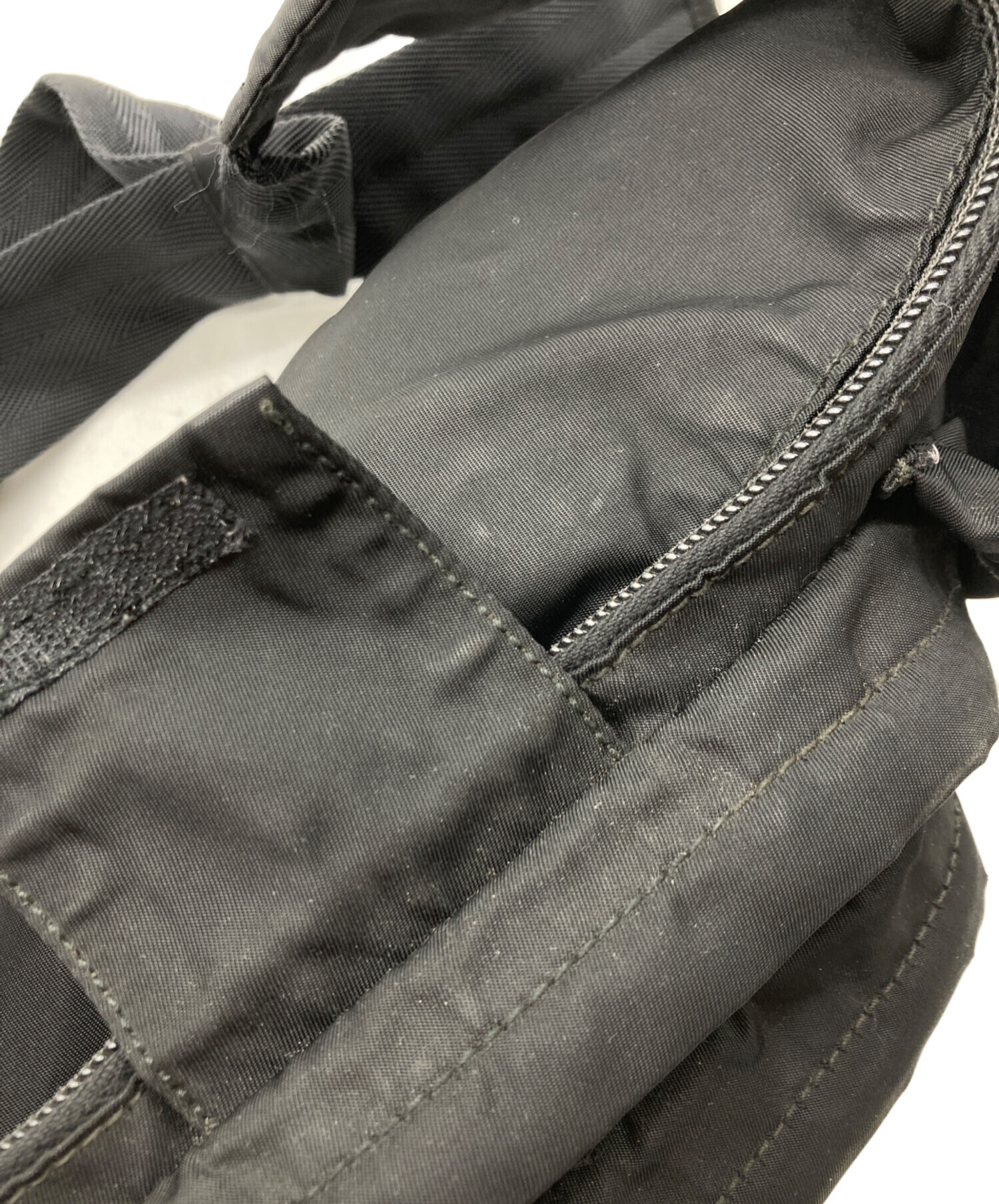 中古・古着通販】PRADA (プラダ) ナイロンボディバッグ ブラック