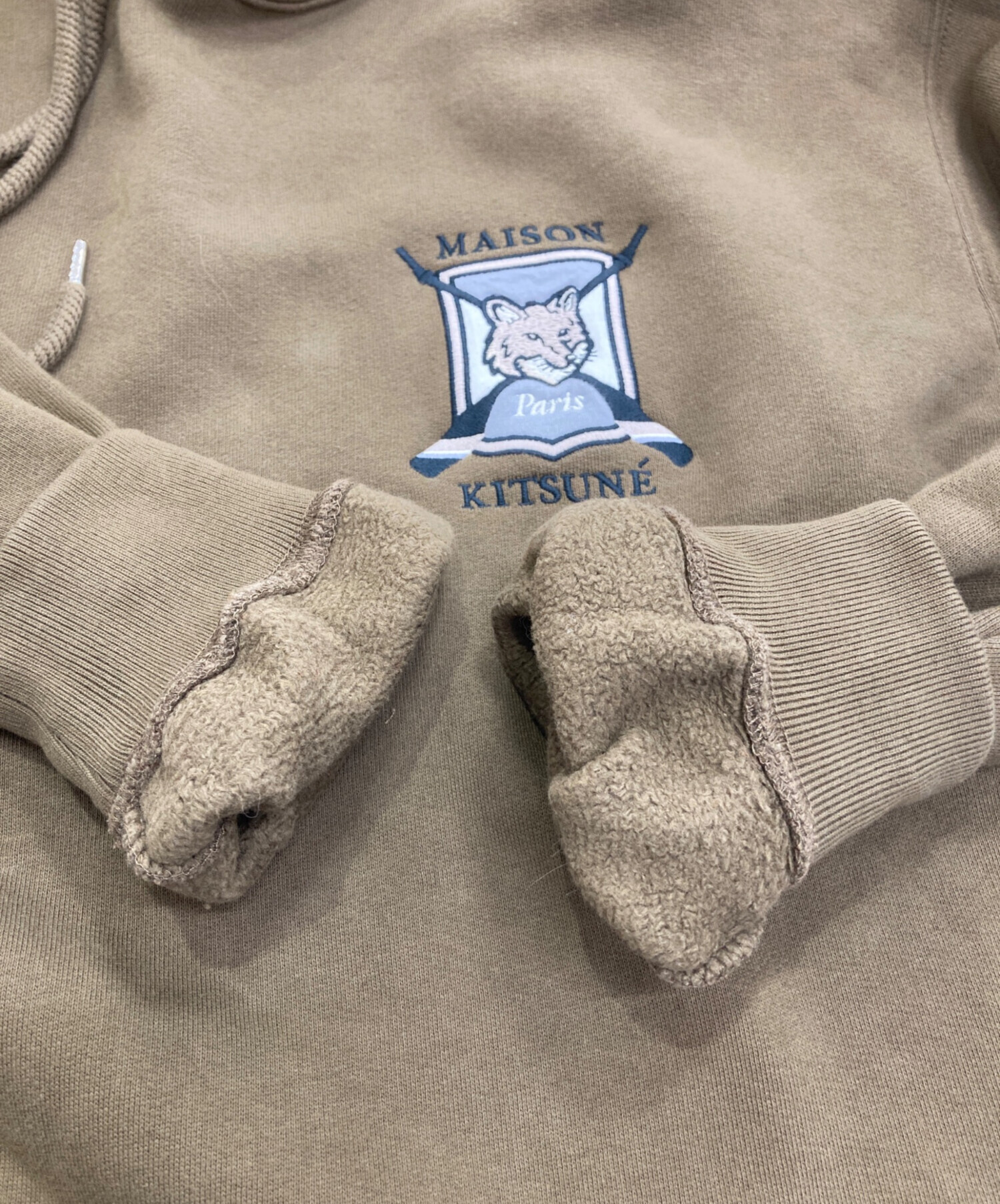 中古・古着通販】MAISON KITSUNE (メゾンキツネ) カレッジ・フォックス