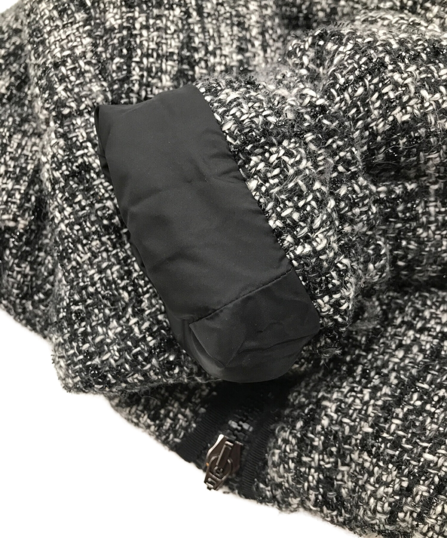 【美品】MONCLER モンクレール ROCHERS ツイード ダウンジャケット 中古・古着通販】MONCLER (モンクレール) ROCHERS/ツイードダウン