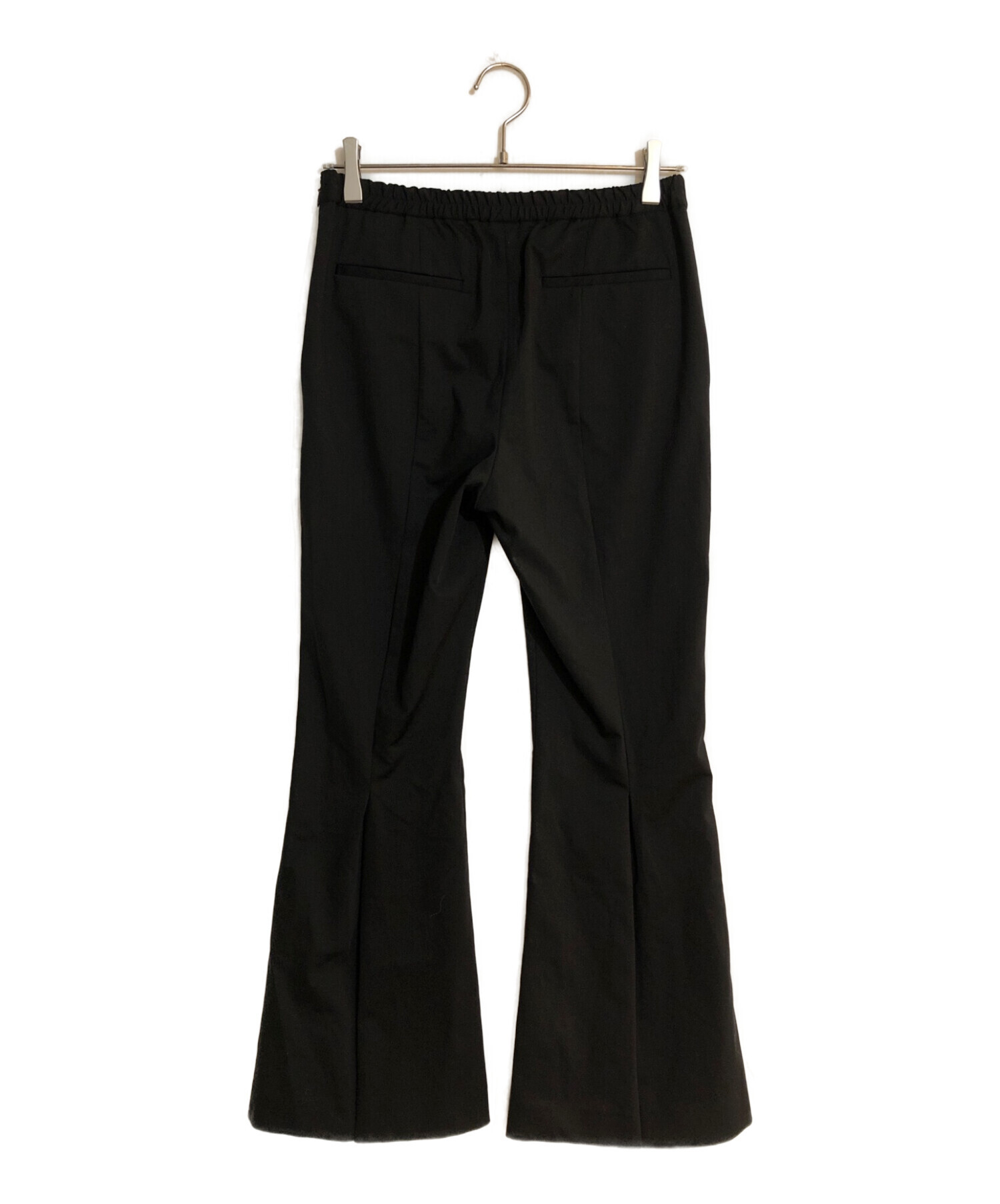 ルフィル　LE PHIL ストレッチフレアパンツ ブラック 中古・古着通販】LE PHIL (ル フィル) ハイストレッチフレアパンツ