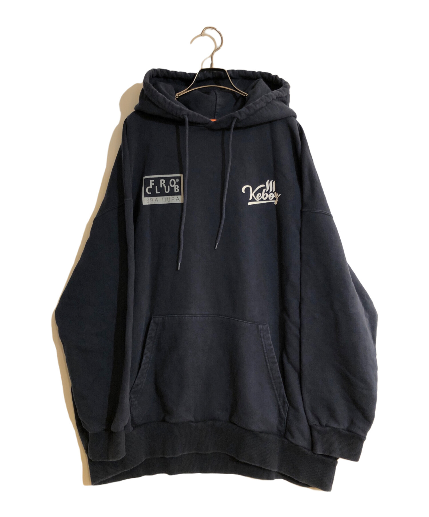 【美品】KEBOZ FROCLUB ケボズ フロクラブ コラボ スウェット XL 中古・古着通販】KEBOZ (ケボズ) FROCLUB (フロクラブ) ロゴ