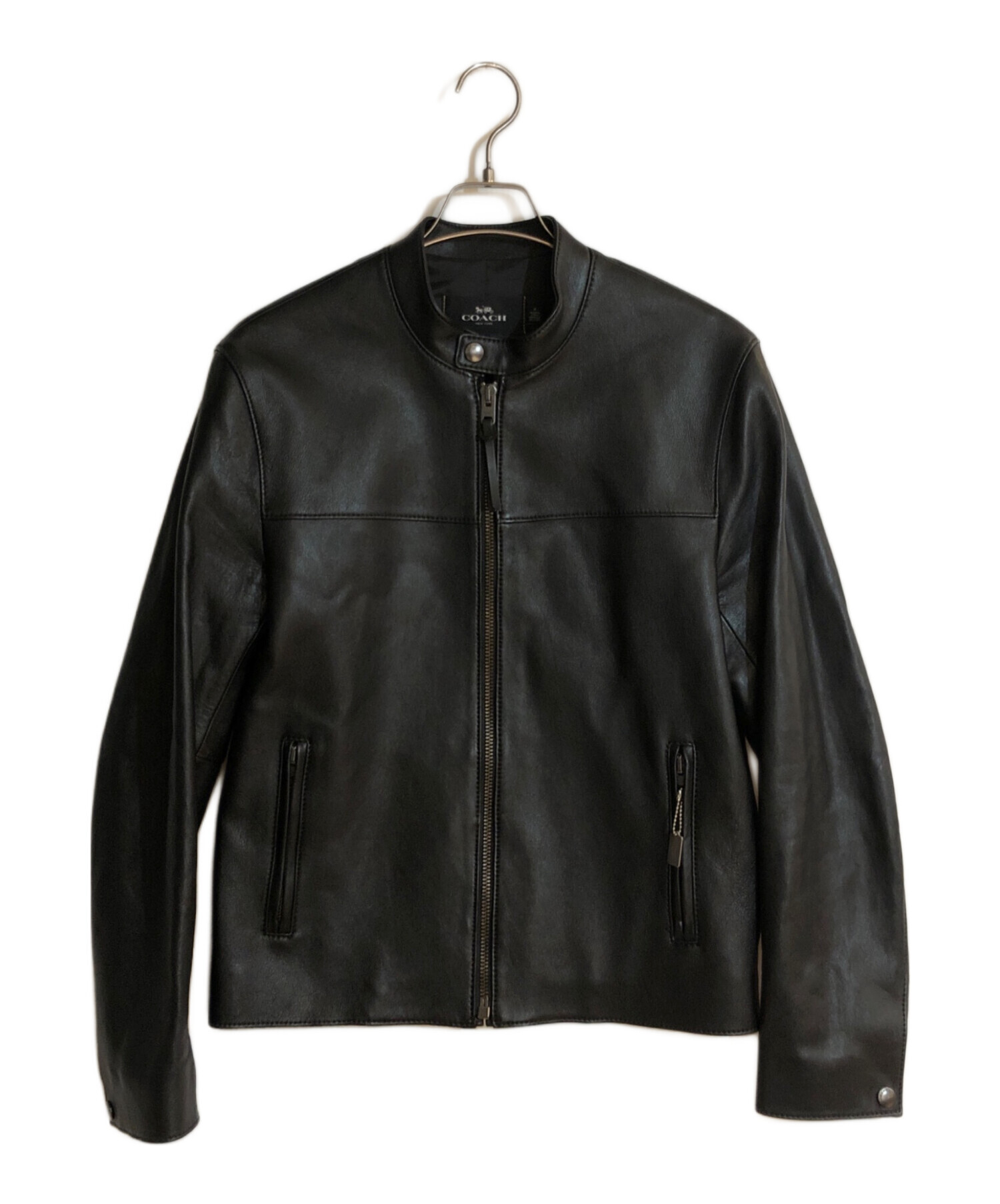 【未使用品】 COACH ラムレザー シグネチャー シングル ライダース M 中古・古着通販】COACH (コーチ) ラムレザー スタンドカラー シングル