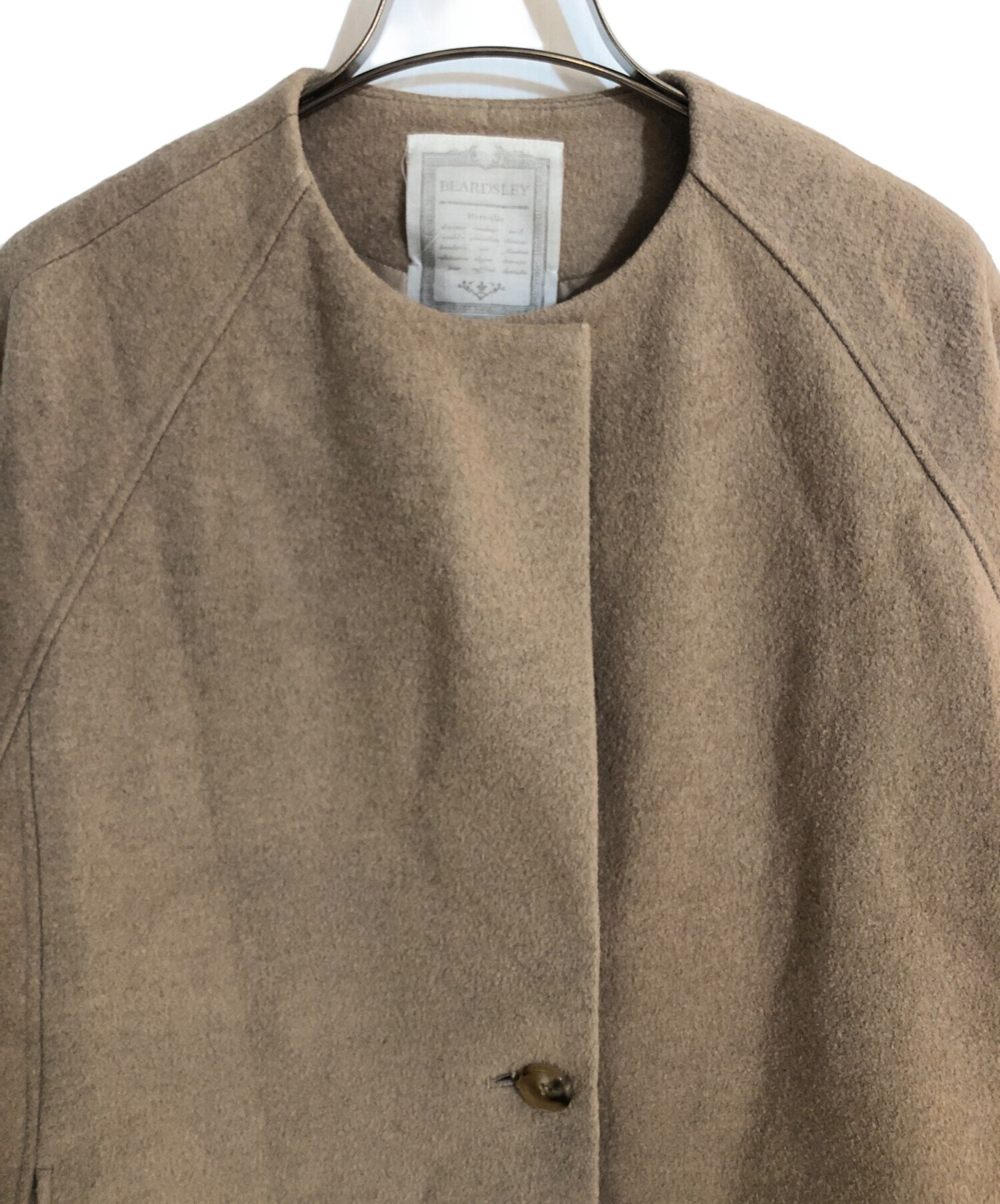 中古・古着通販】BEARDSLEY (ビアズリー) ノーカラーコート ベージュ
