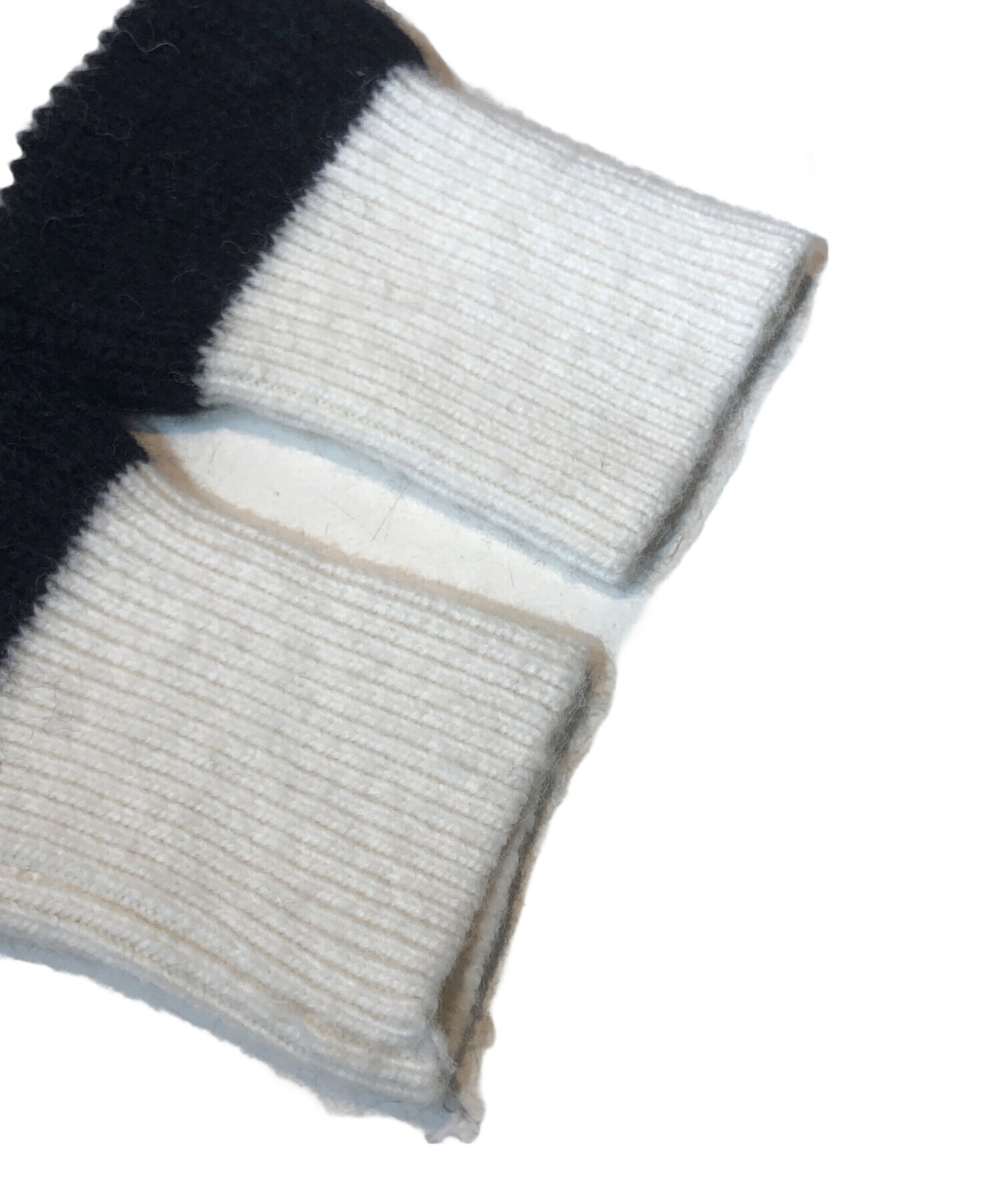 中古・古着通販】AMIPARIS (アミパリス) タートルネックボーダーニット