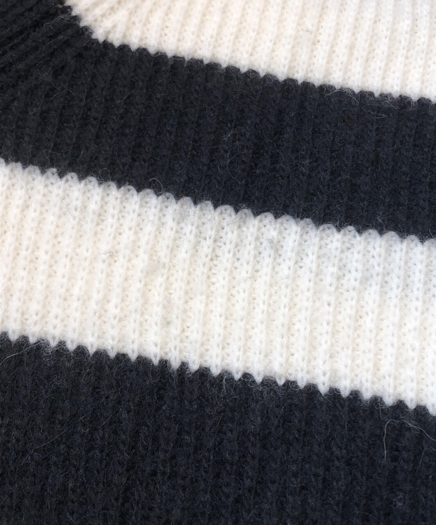 Ami ニット　タートルネック　ボーダー　L ブラック　ホワイト 中古・古着通販】AMIPARIS (アミパリス) タートルネックボーダーニット