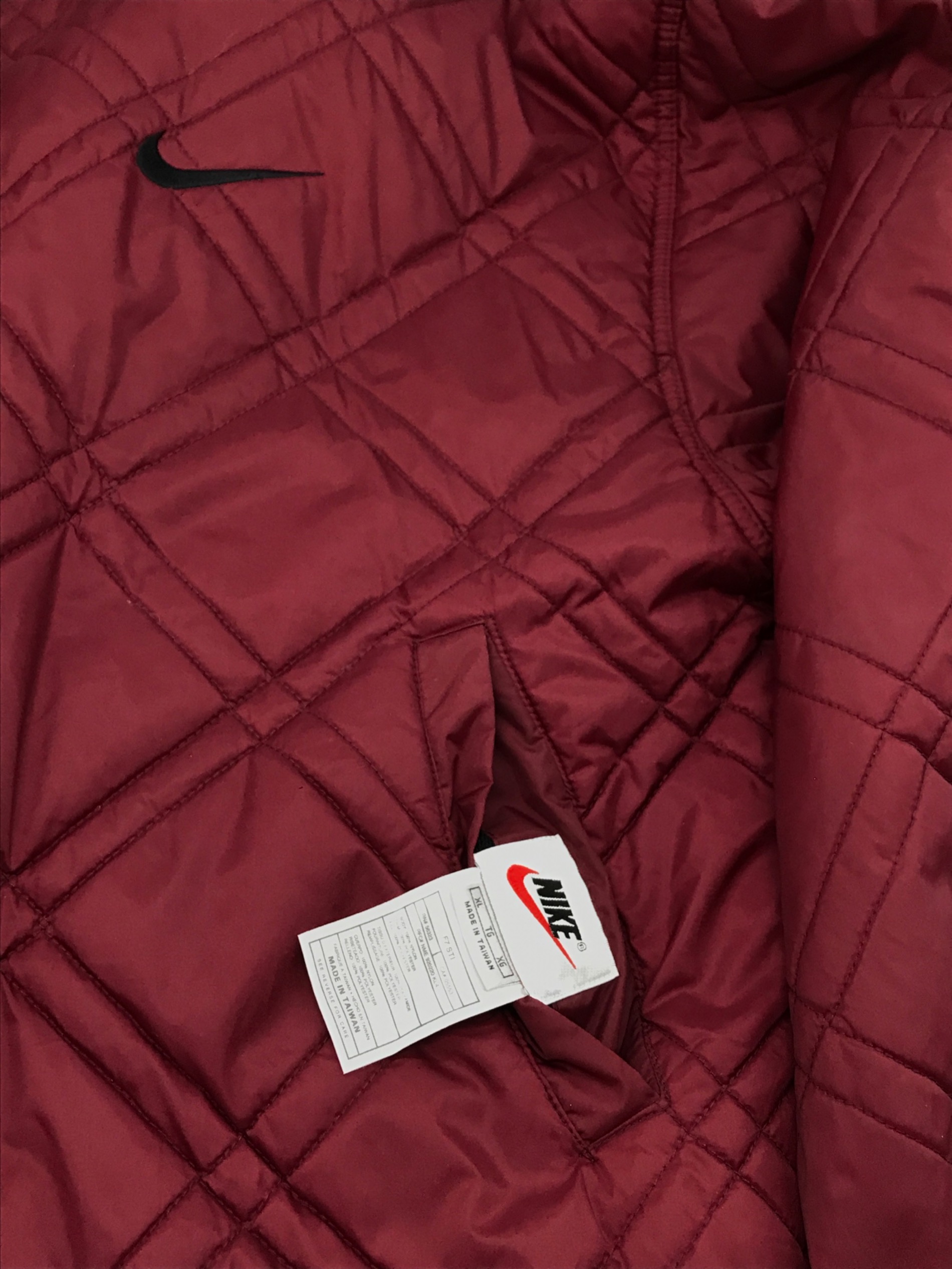 中古・古着通販】NIKE (ナイキ) ビッグスウッシュ キルティング