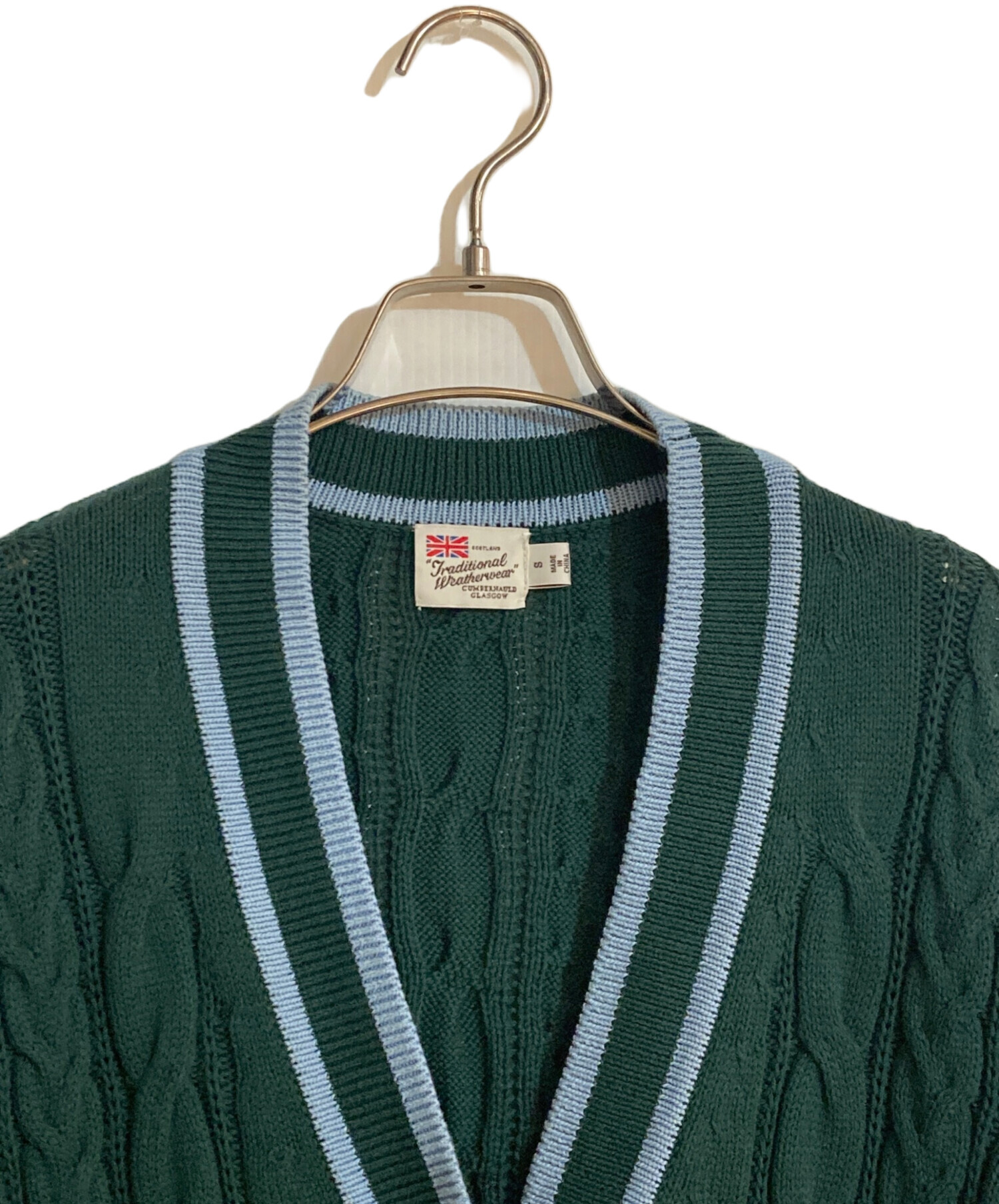 Traditional Weatherwear Vネック　カーディガン　グリーン Spick & Span（スピックアンドスパン）の「【Traditional Weatherwear