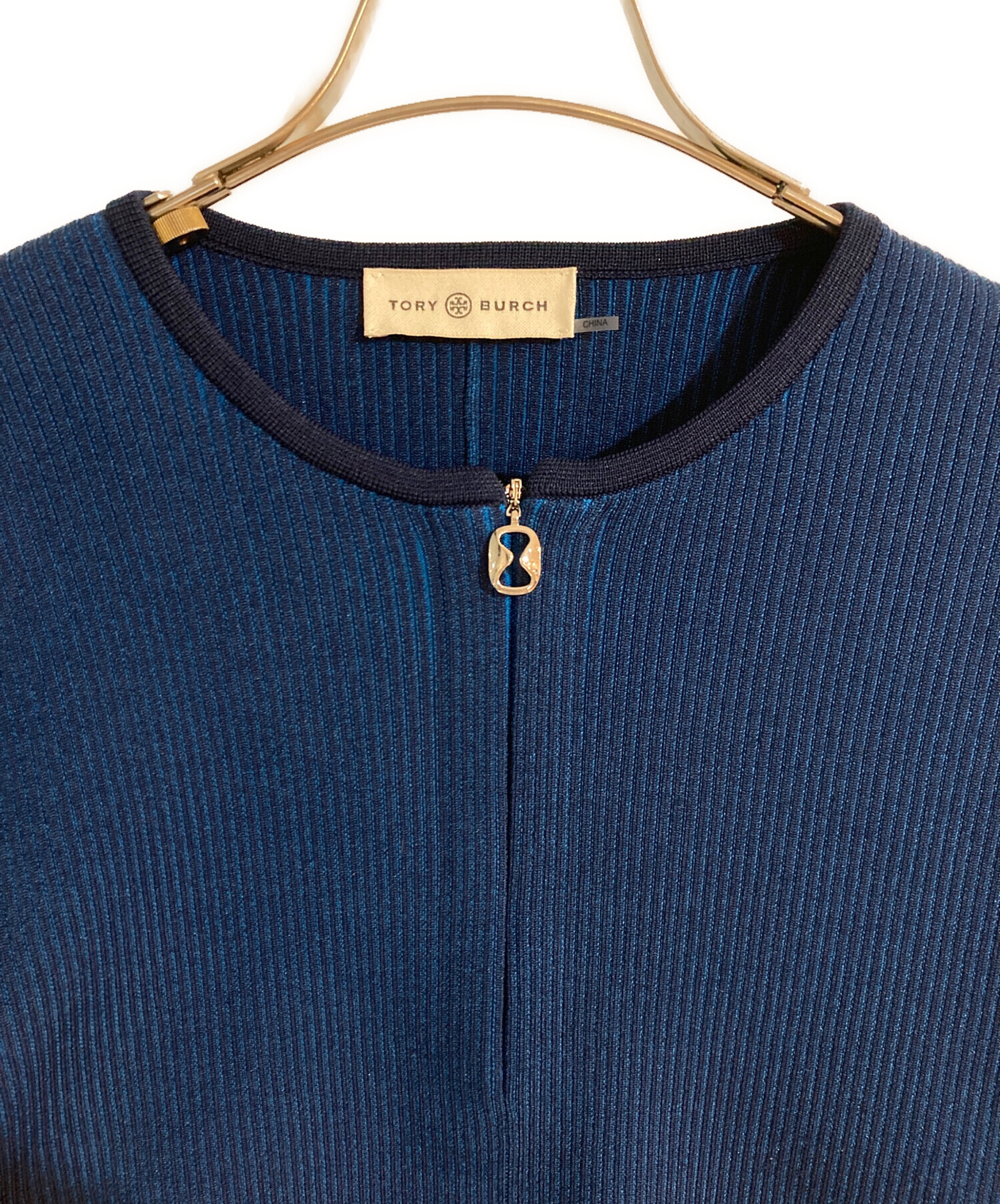中古・古着通販】TORY BURCH (トリーバーチ) ショートスリーブジップ 
