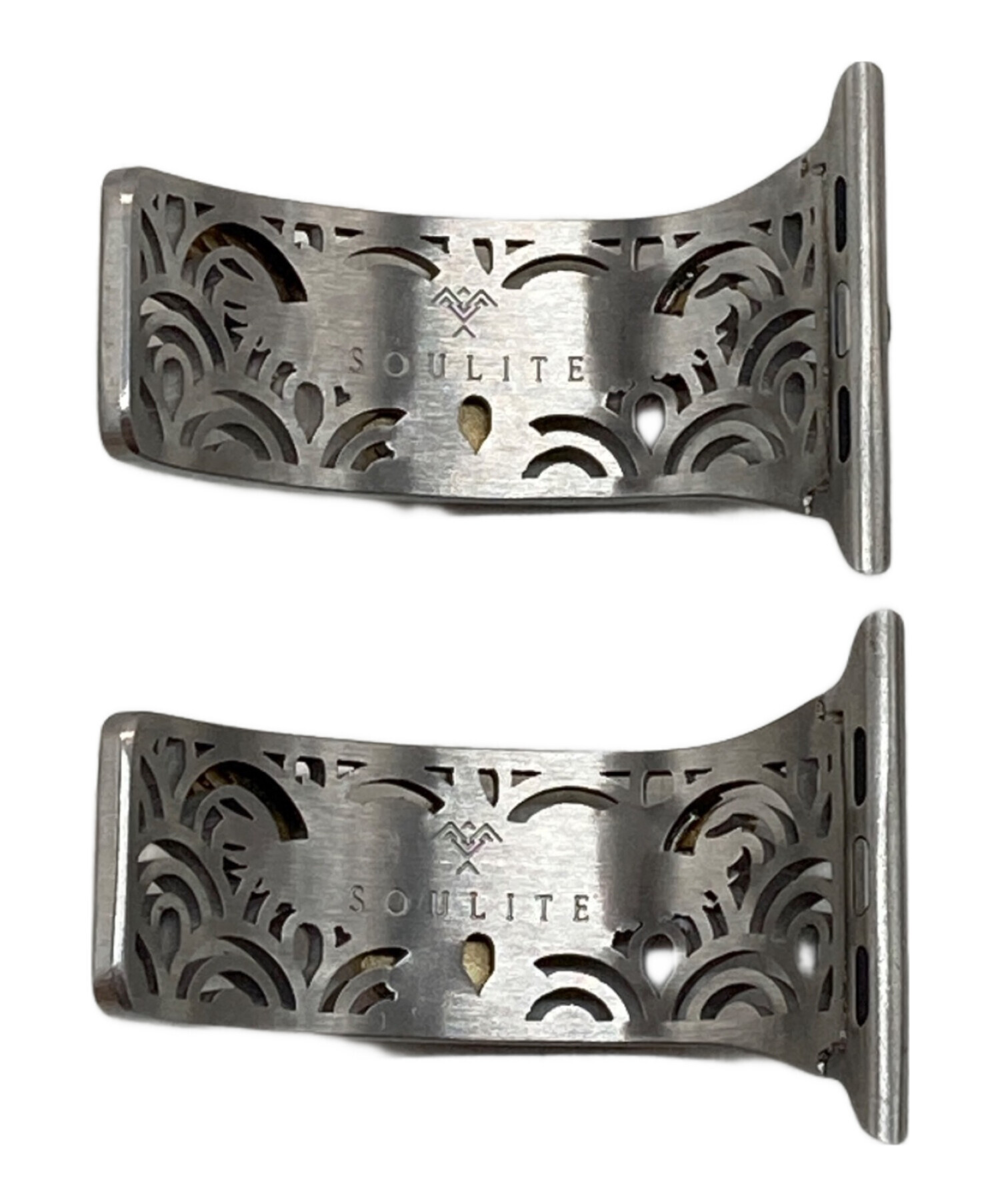 SOULITE エンボス加工の羽根モチーフ バングル 44mm urutor SOULITE エンボス加工の羽根モチーフ バングル 44mm urutor - メルカリ