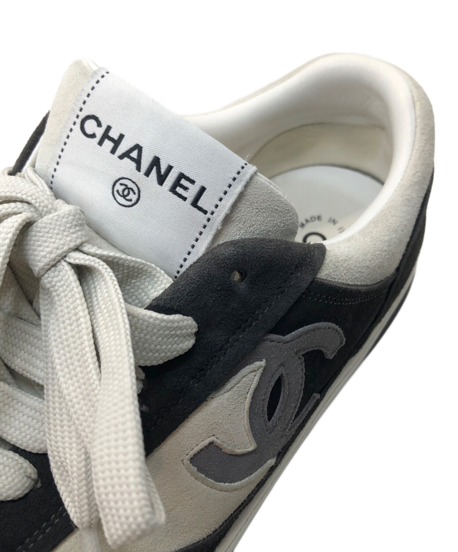 中古・古着通販】CHANEL (シャネル) Coco Mark Embroidery Suede