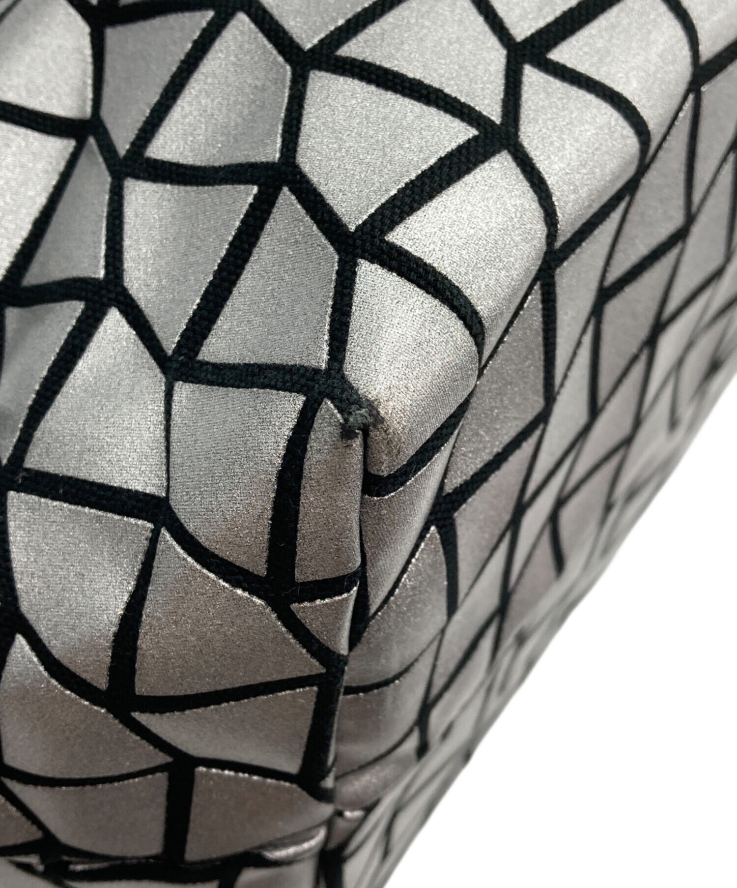 中古・古着通販】CHI WATA (チワタ) 幾何学模様トートバッグ シルバー