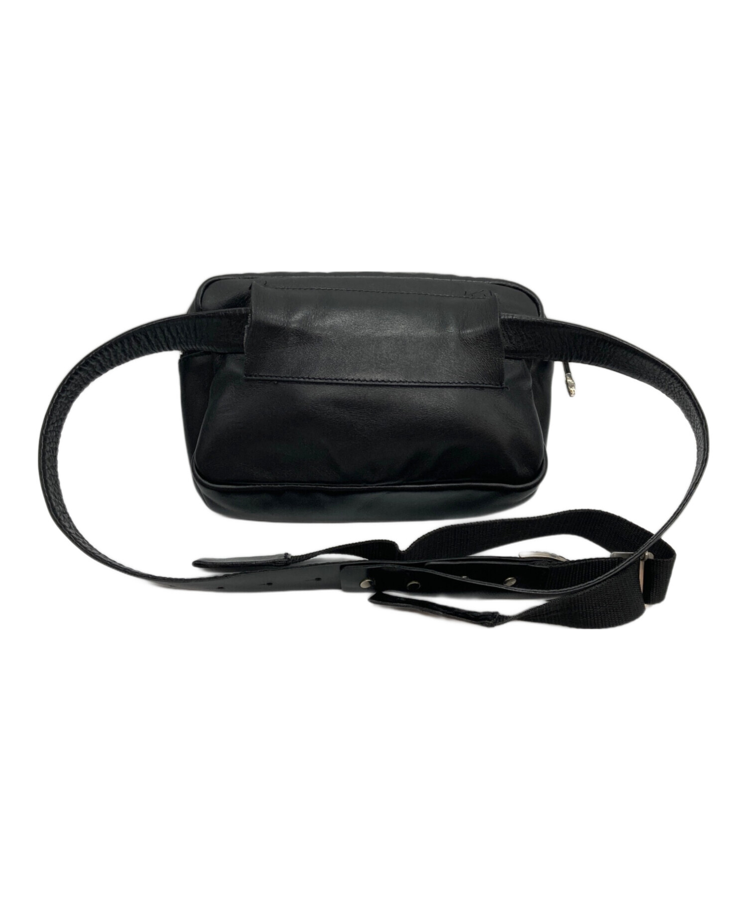 【TOGA PULLA】トーガ ベルトバッグ 中古・古着通販】TOGA PULLA (トーガ プルラ) Metal Stitch Belt Bag