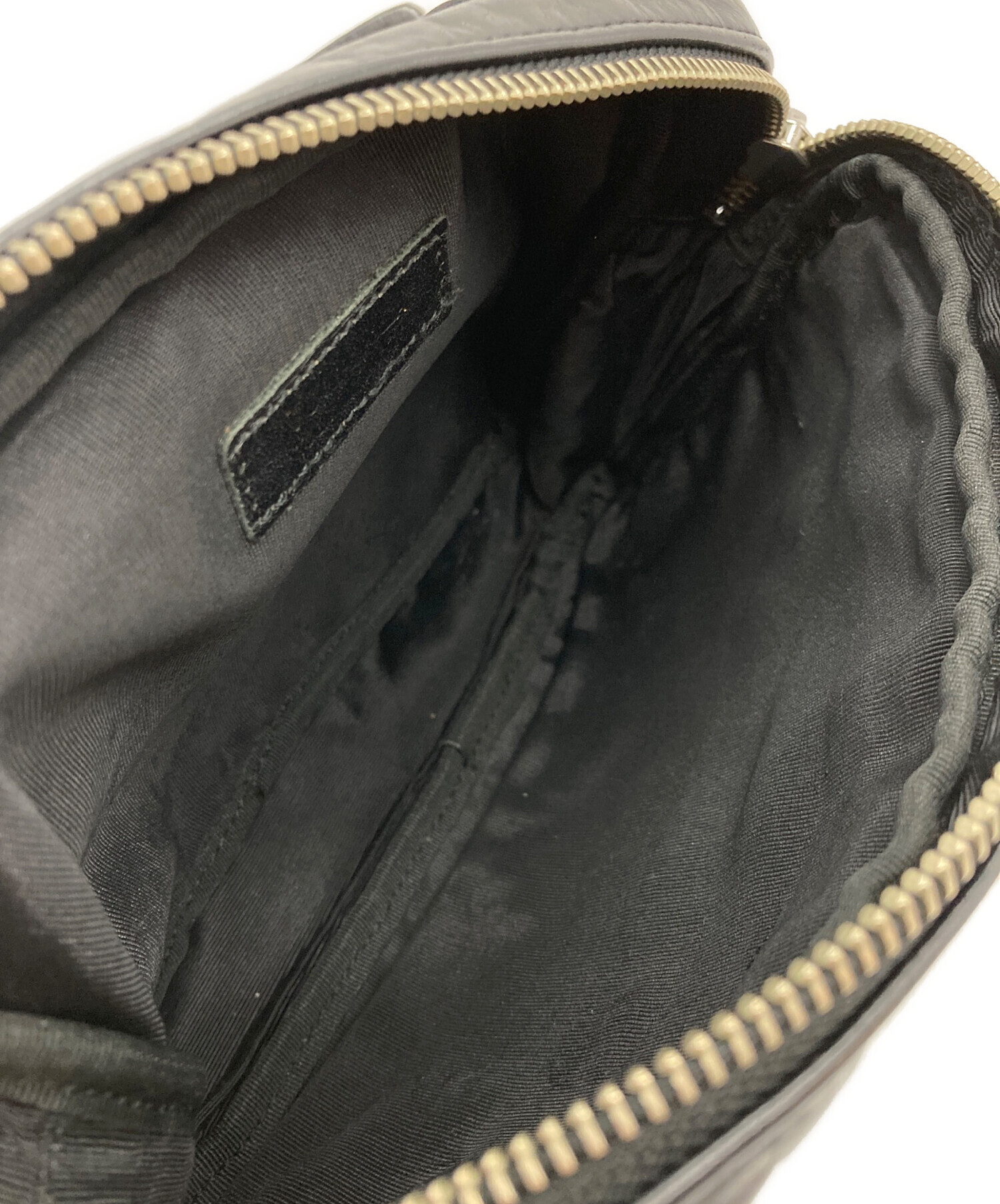 中古・古着通販】TOGA PULLA (トーガ プルラ) Metal Stitch Belt Bag