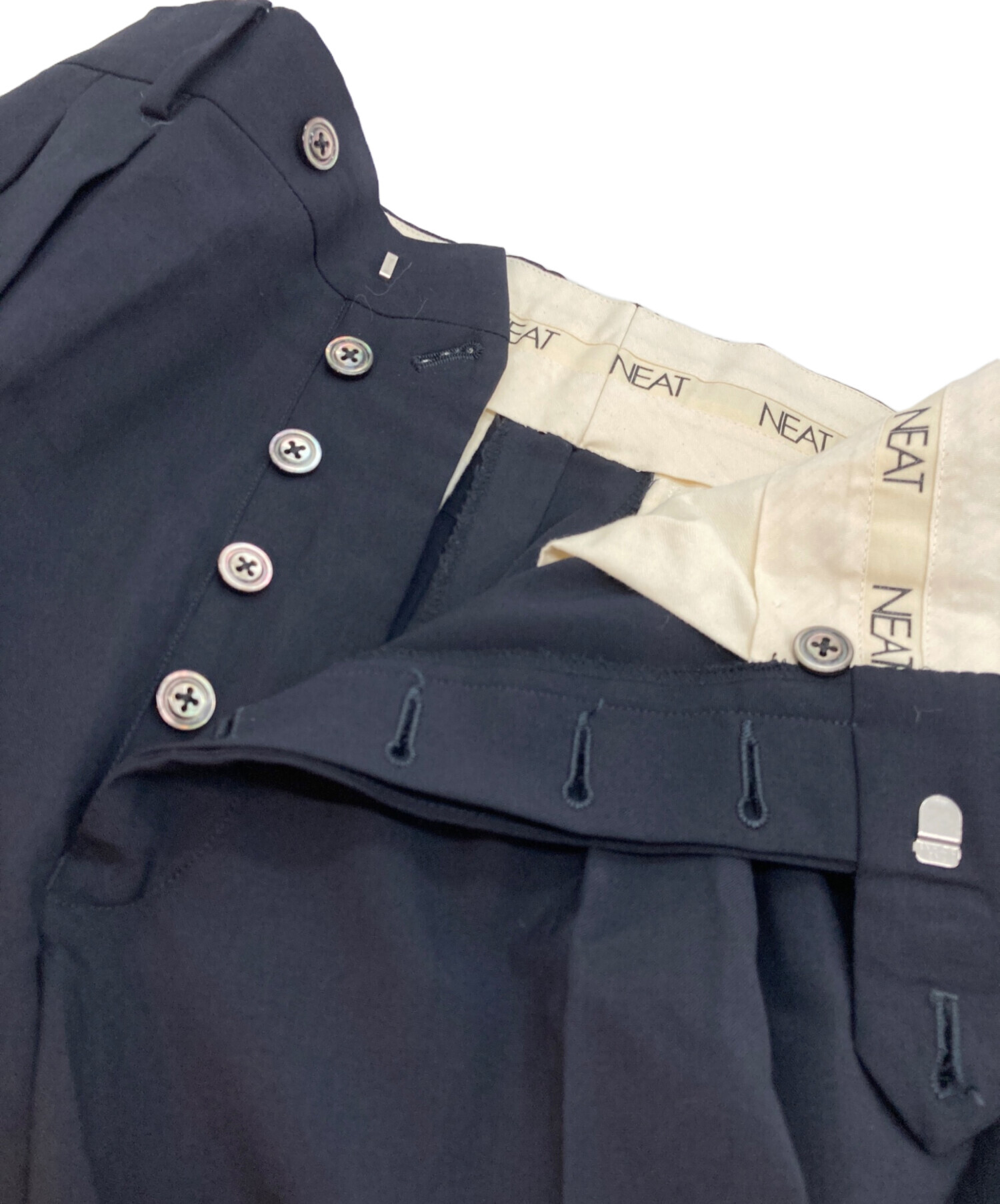 【NEAT】ニート 2タック コットン スラックス 44 中古・古着通販】NEAT (ニート) 2タックウールスラックスパンツ