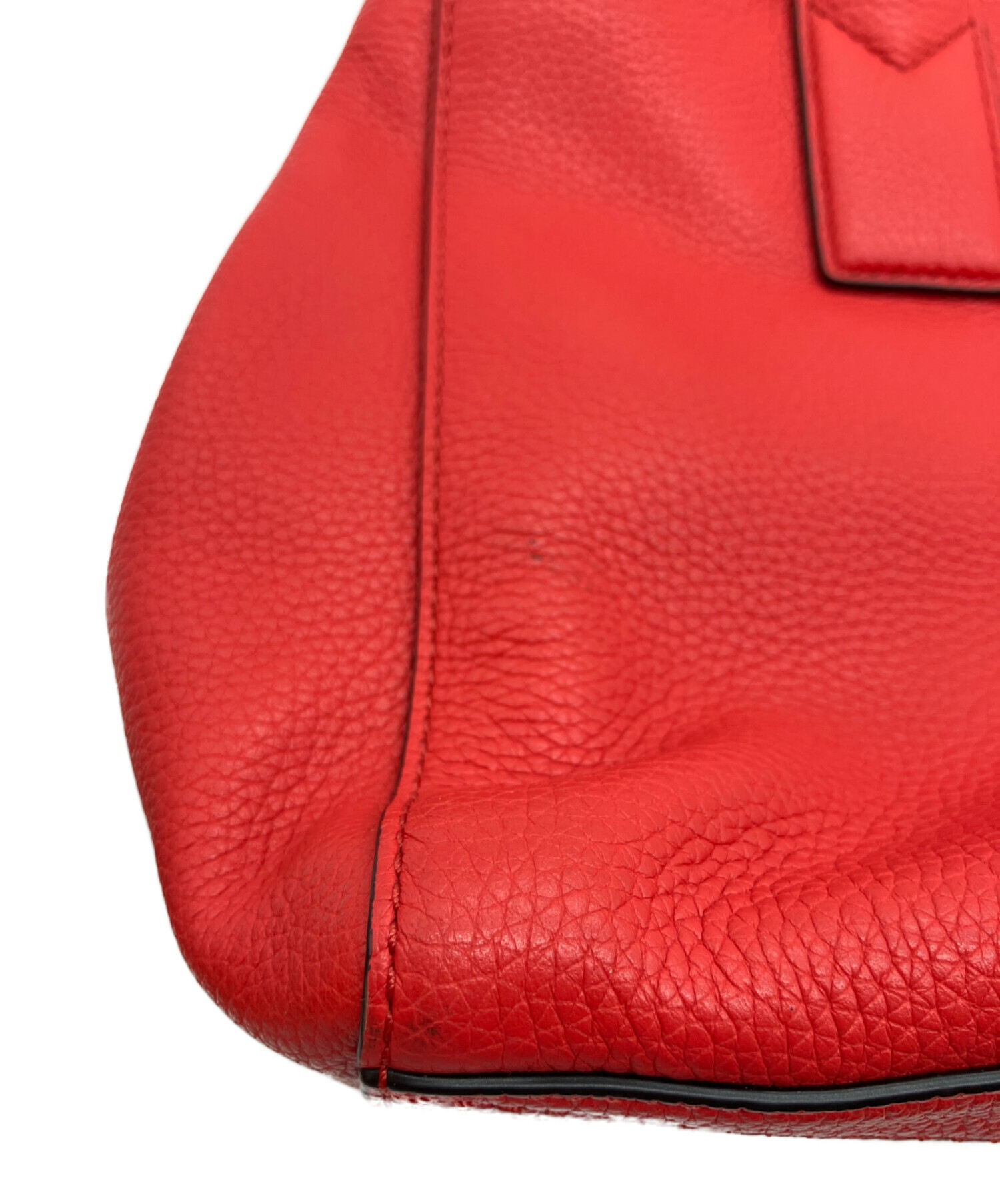 【レア】MARC BY MARC JACOBS 2way ハンドバッグ 中古・古着通販】MARC JACOBS (マークジェイコブス) 2WAYバッグ レッド