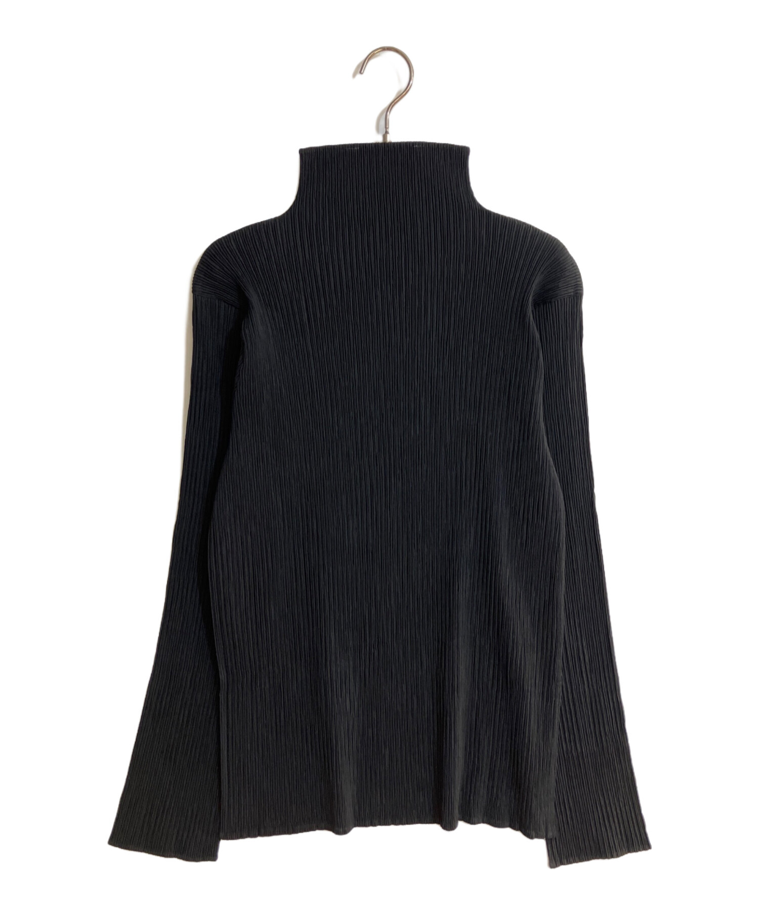 me by ISSEYMIYAKE ハイネックプリーツカットソー 中古・古着通販】ISSEY MIYAKE (イッセイミヤケ) プリーツハイネック