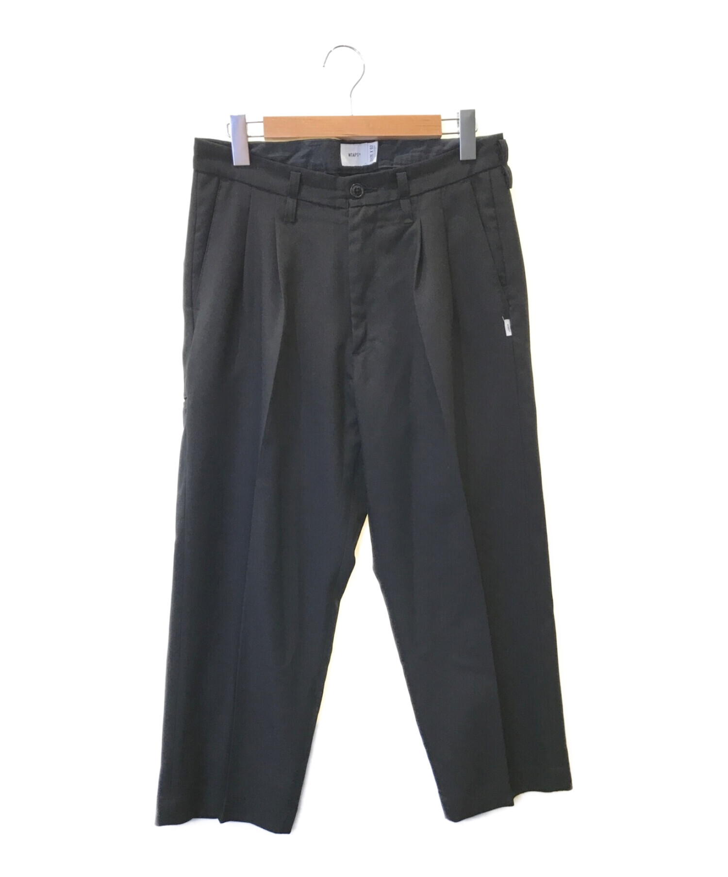 中古・古着通販】WTAPS (ダブルタップス) TUCK 01 TROUSERS ブラック 