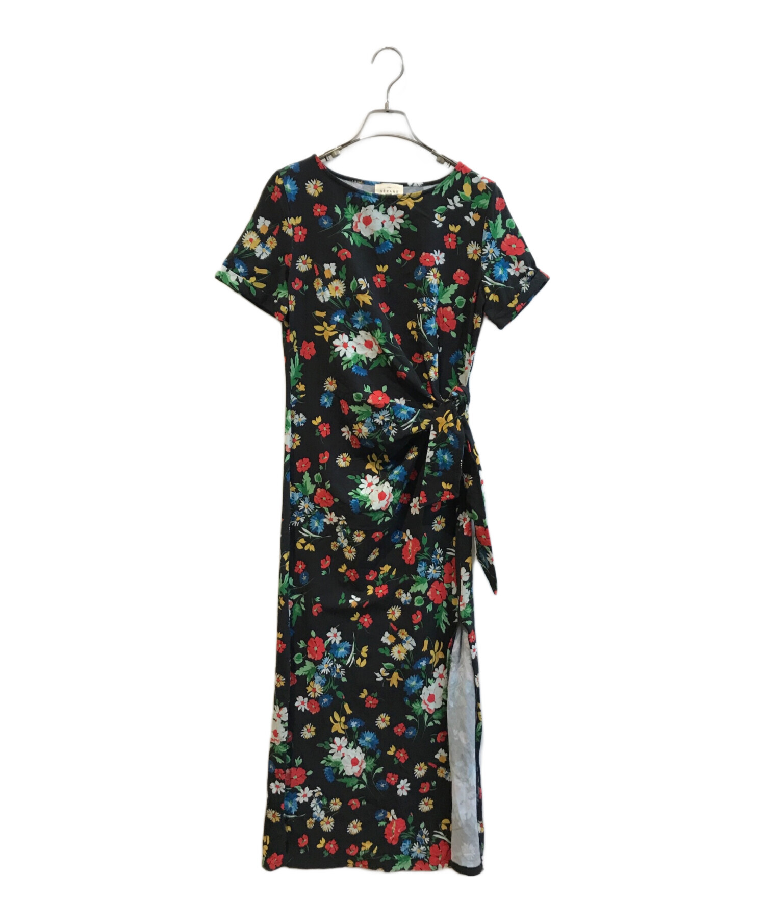 中古・古着通販】SEZANE (セザンヌ) 半袖花柄ワンピース ブラック
