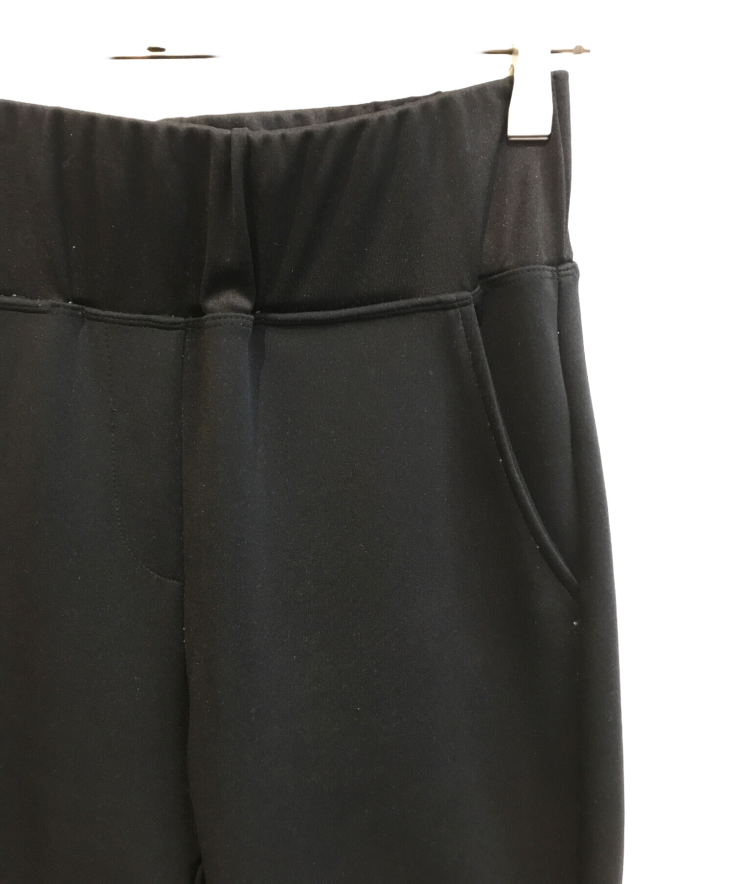 ella selectshop☆エラ☆スカラップ レギンスパンツ 中古・古着通販】eLLa (エラ) スカラップレギンスパンツ ブラック