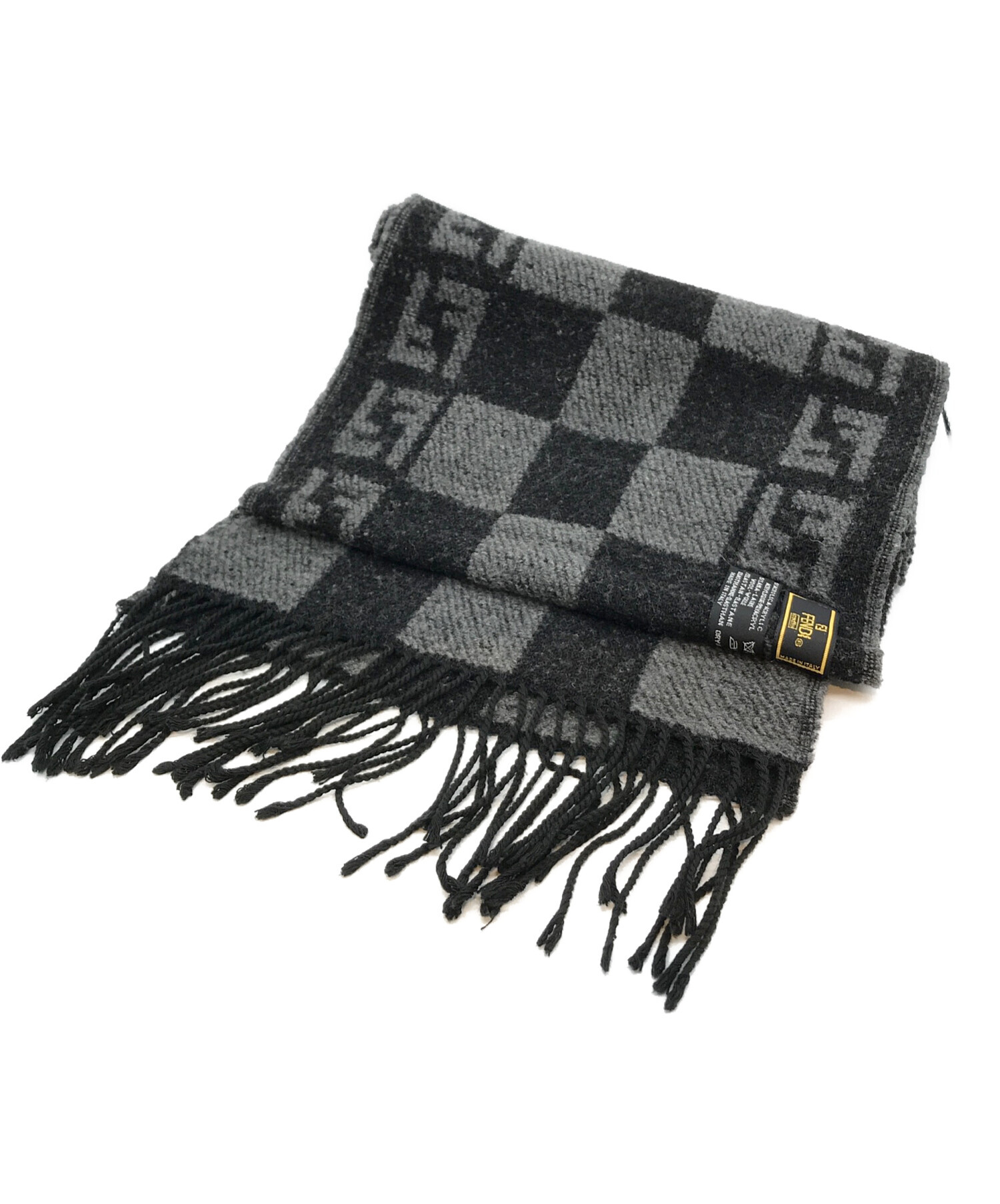 Fendi ロゴパターン マフラー ブラック/グレー 中古・古着通販】FENDI (フェンディ) マフラー 毛羽立ち有 ブラック