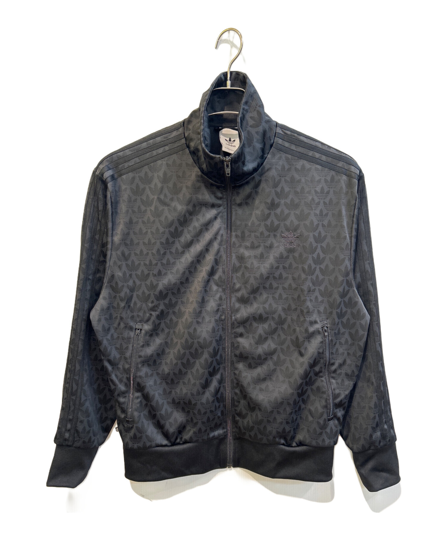 adidas アディダス モノグラム トレフォイル総柄 トラックジャケット2XL adidas（アディダス）の「トレフォイル モノグラム サテン トラック