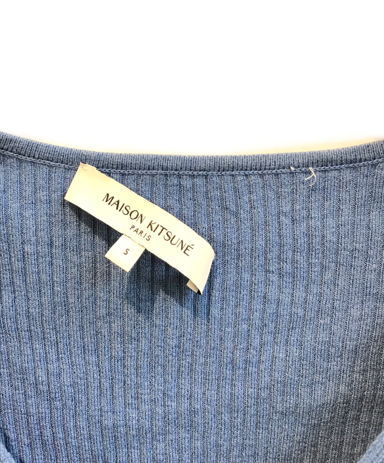 MAISON KITSUNÉ ライトブルーカーディガン【最終値下／即発送】 中古・古着通販】MAISON KITSUNE (メゾンキツネ) ベイビー フォックス