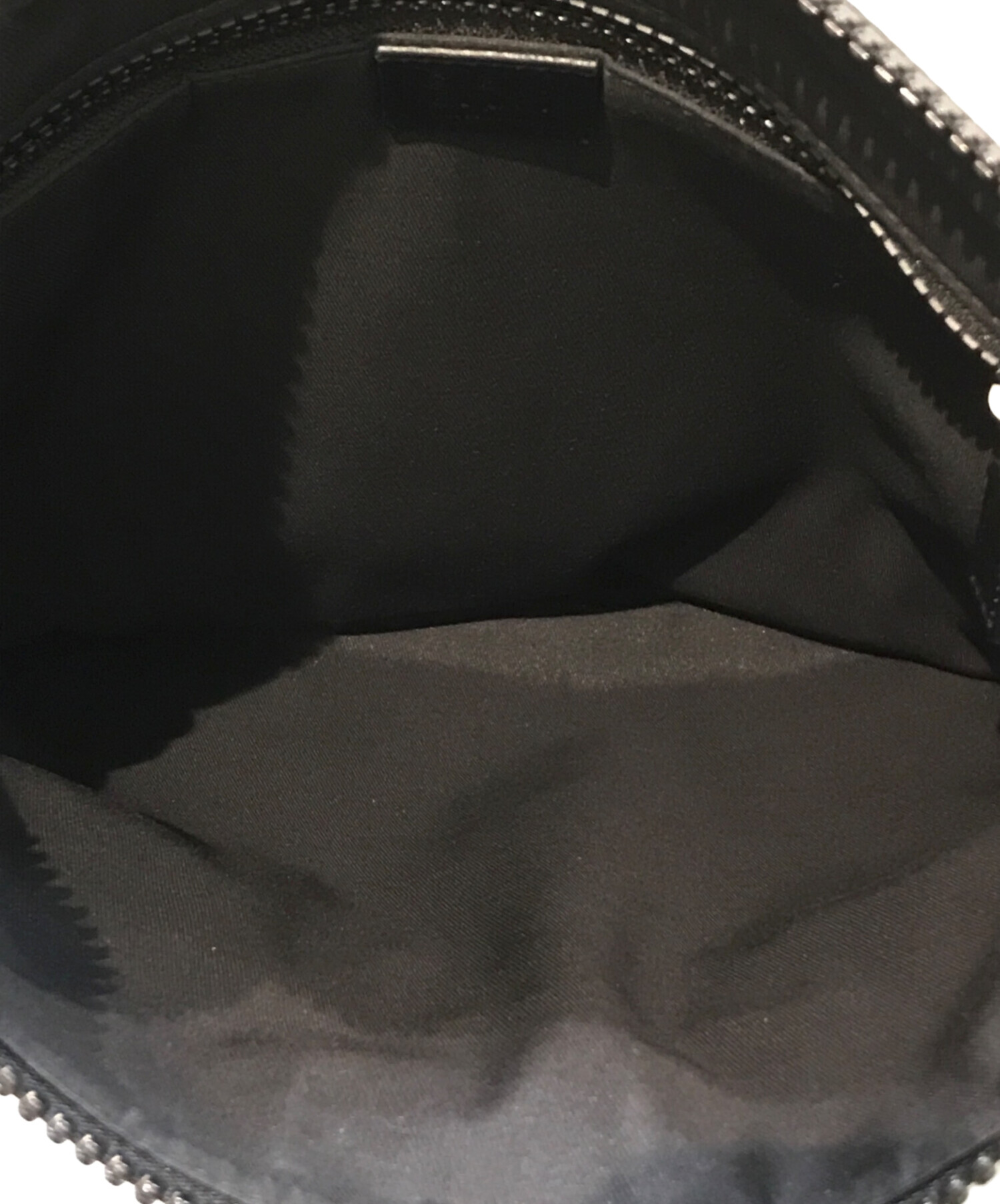 中古・古着通販】GUCCI (グッチ) ナイロンショルダーバッグ ブラック