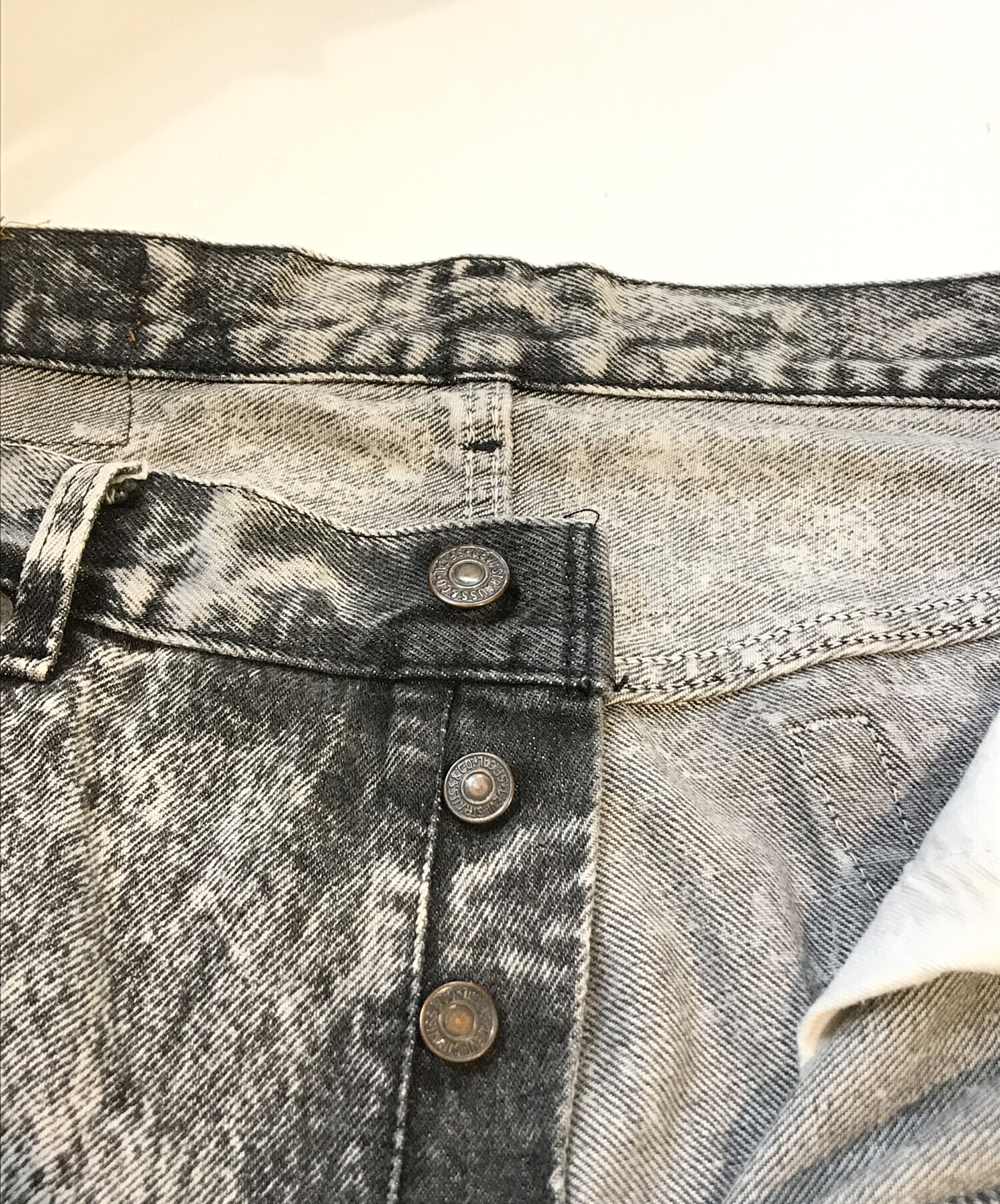 中古・古着通販】LEVI'S (リーバイス) ケミカルウォッシュデニムパンツ